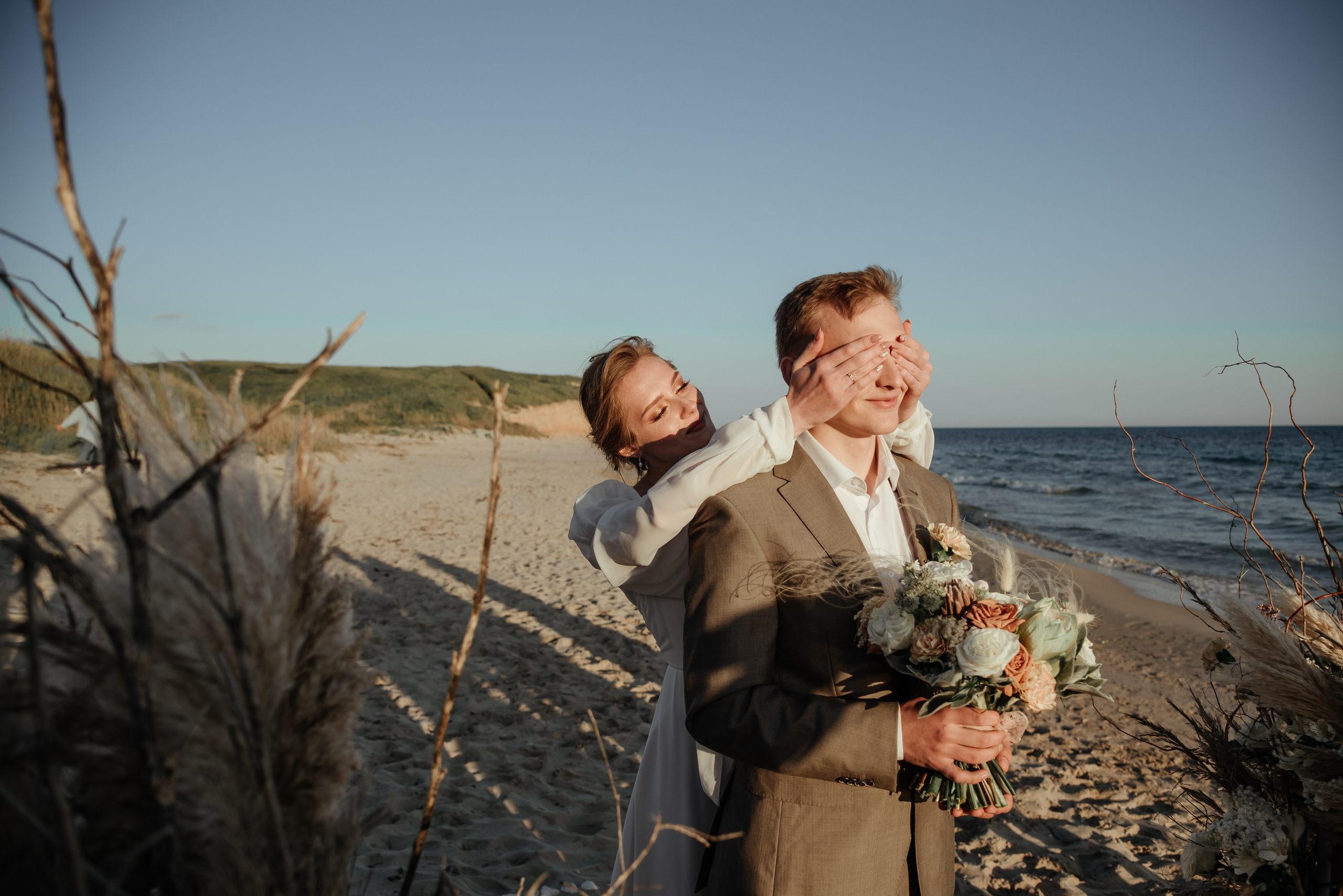 Выездная церемония на берегу моря в Крыму Джангуль. Свадебный и семейный фотограф и видеограф, Крым, Москва, Санкт -Петербург