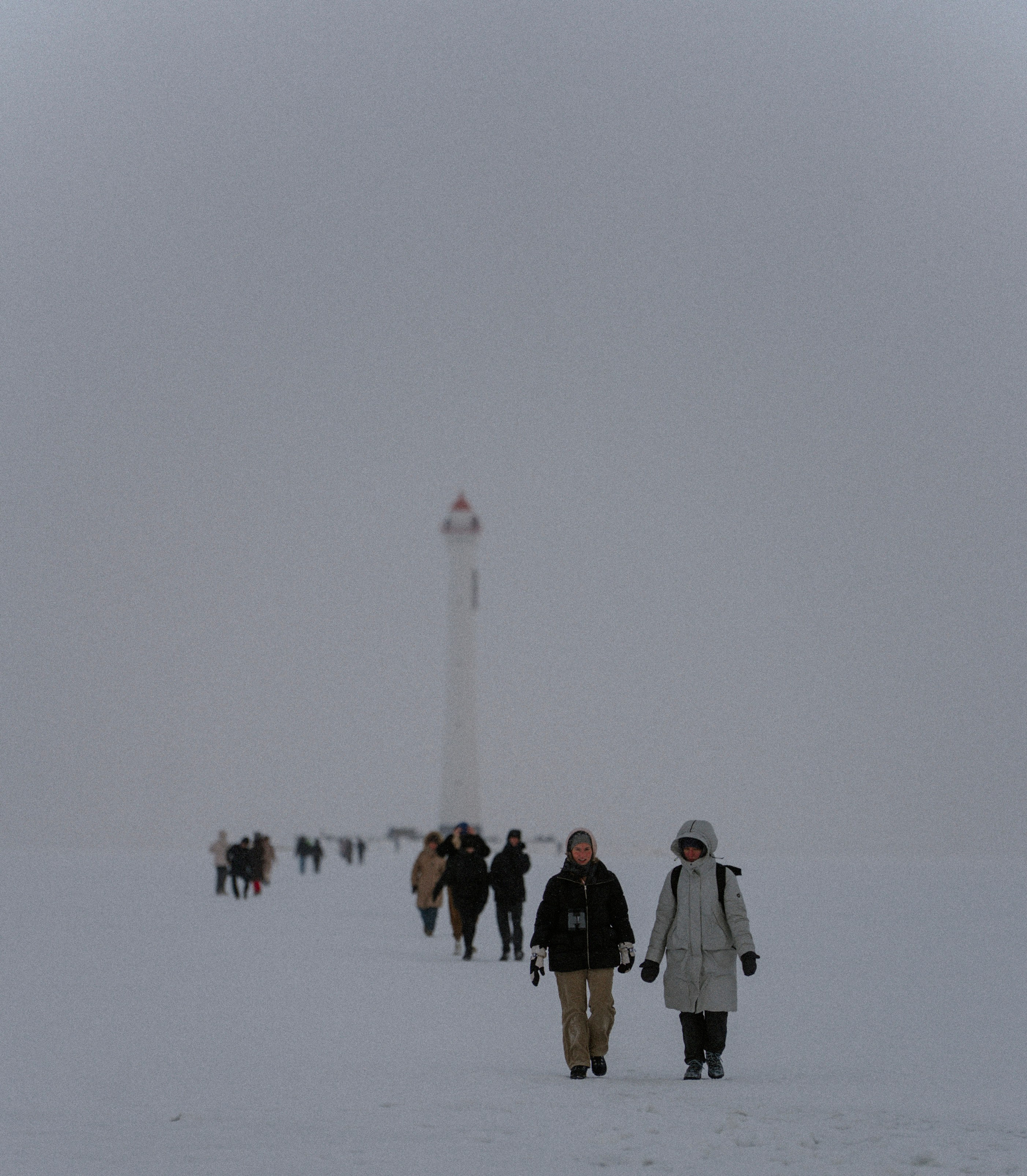 2026. Стрит-фотография, полная абсурда, идиотизма и красоты