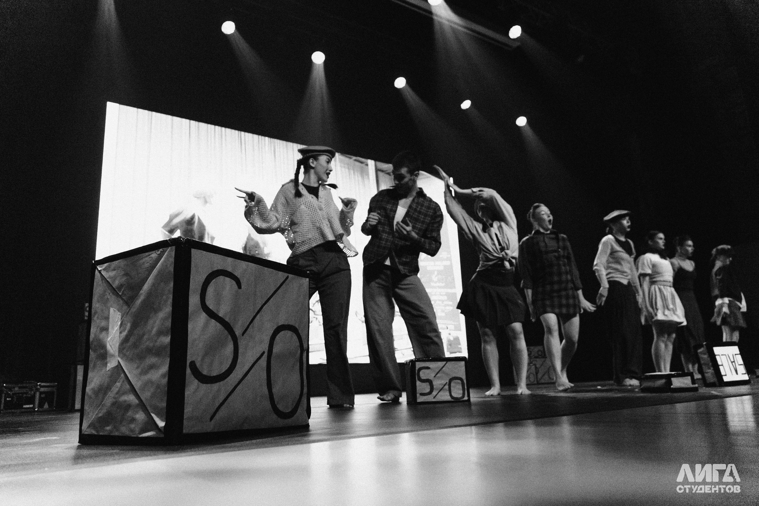 Российская Студенческая Весна 2025. Портретный фотограф в Казани Радомир Заздравных