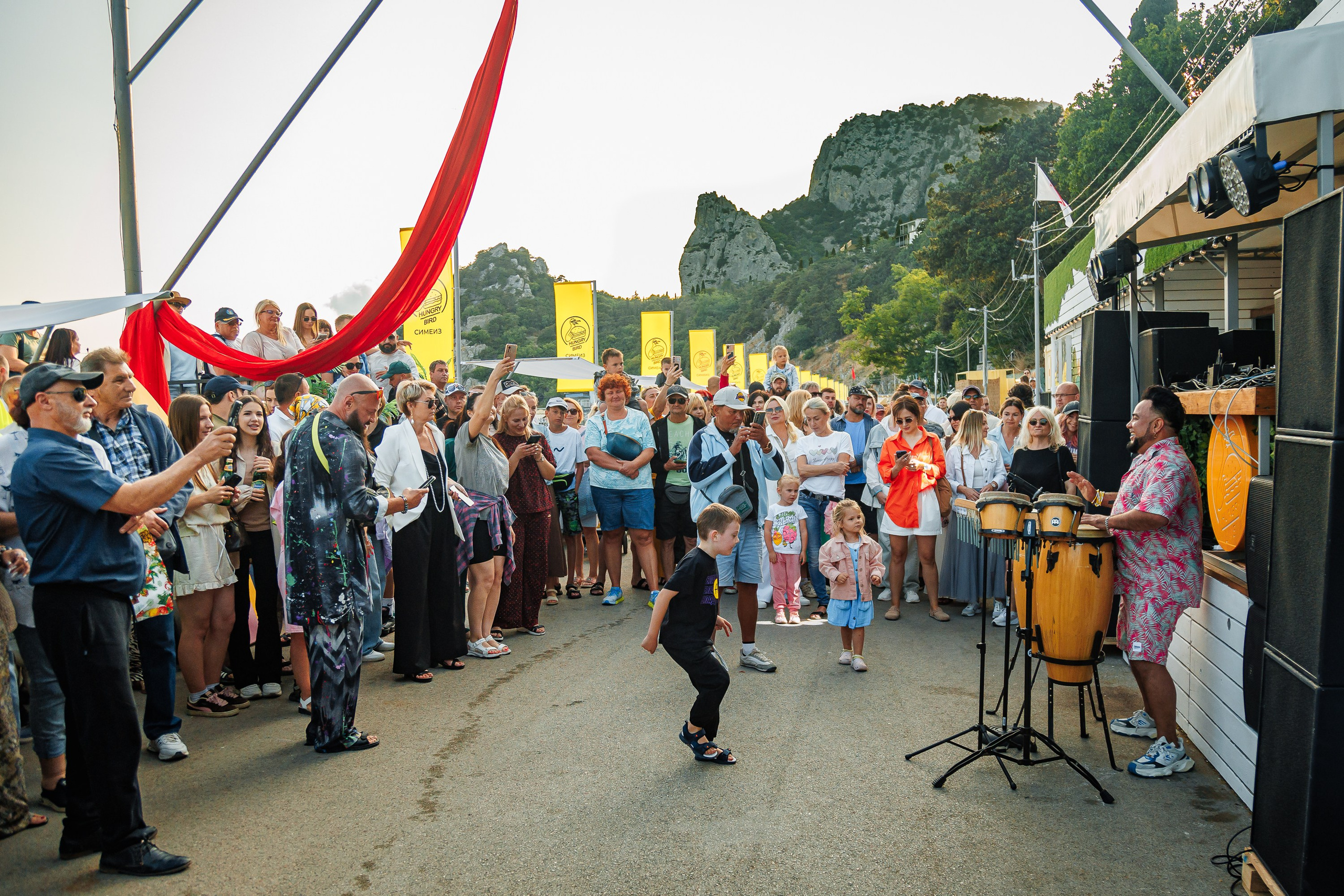 Открытие сезона в HUNGRY BIRD_Симеиз_Крым_14.06.2025. Аминов Руслан | Фотограф