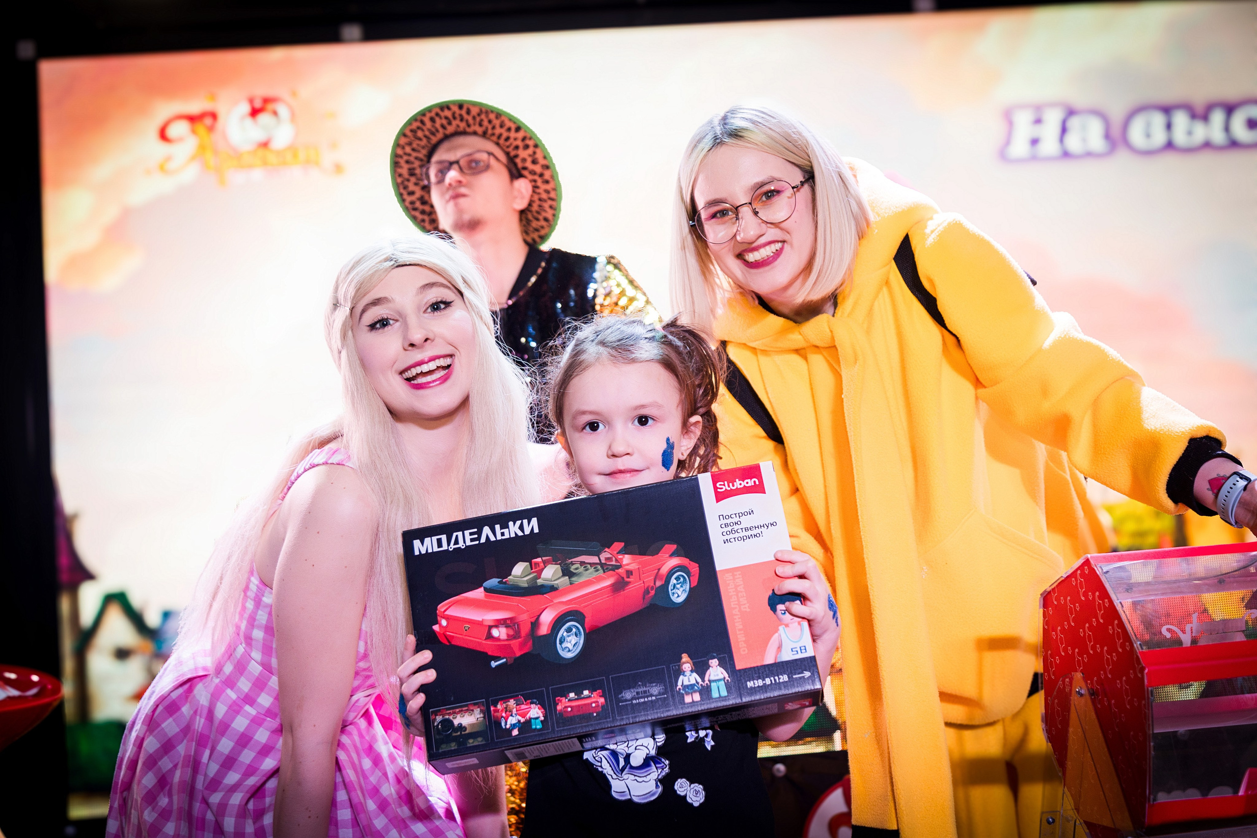 Арлекину 18 лет. Детский фотограф видеограф в Хабаровске Михаил Орлов