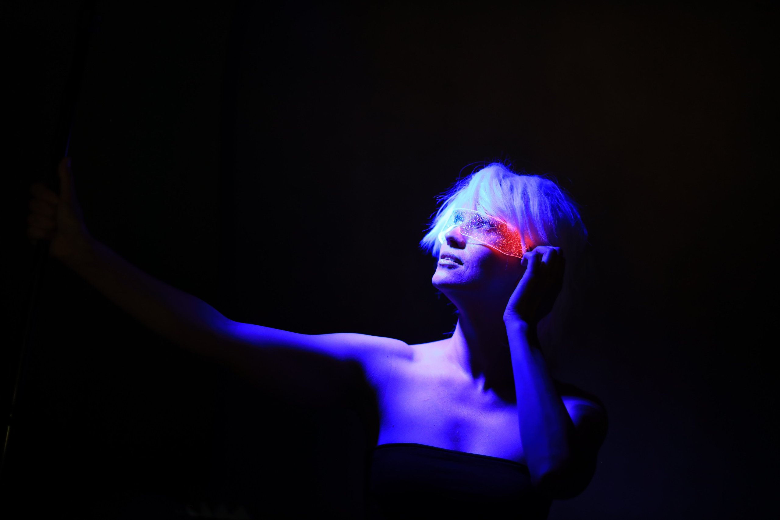 Неон и дым. Съемка в студии под ваш запрос, студийные съемки, фотографии архитектурных объектов — Александр Евстигнеев — фотограф Москва