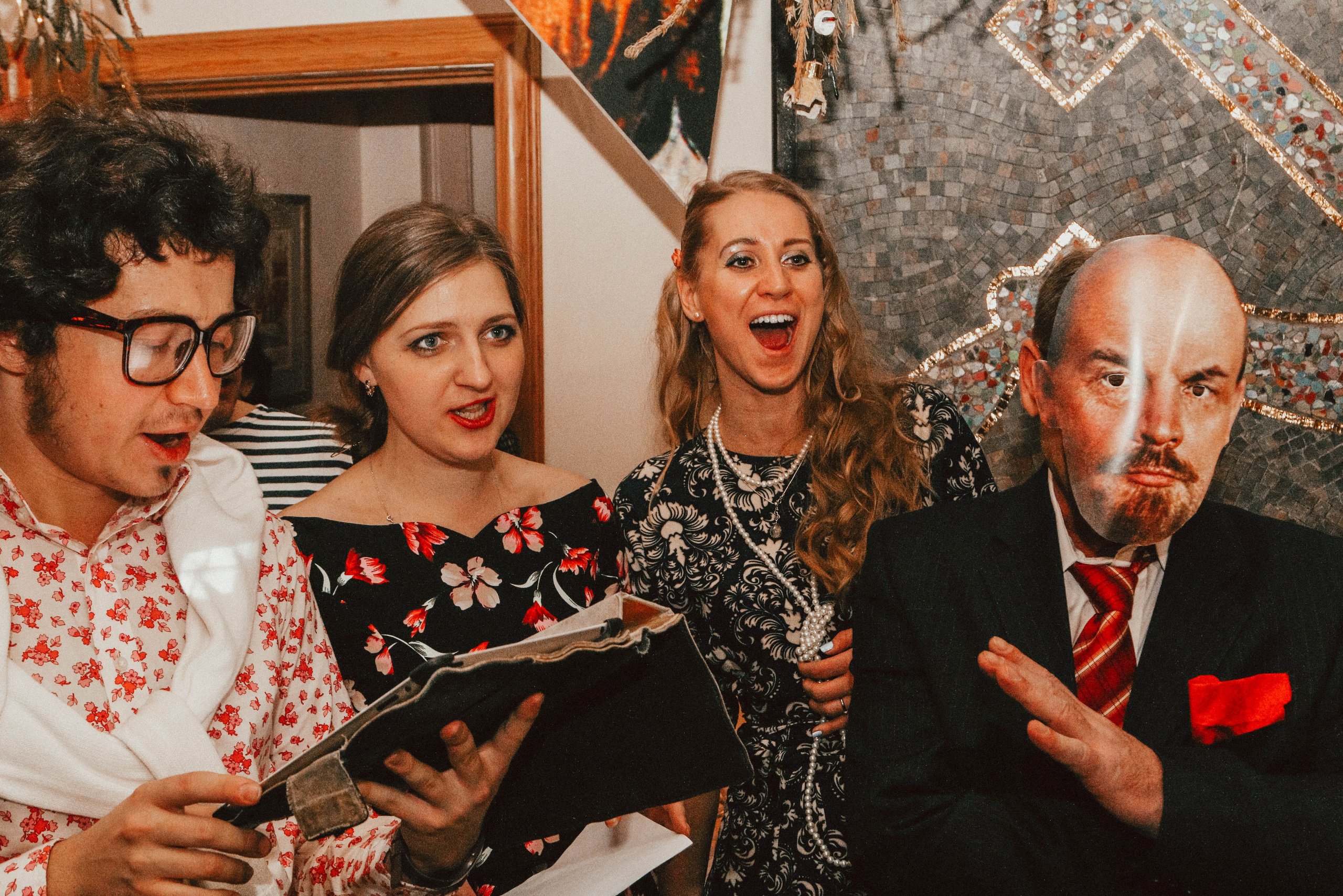 Старый Новый год у Marc Ahr. Репортажный фотограф во Всеволожске и Санкт-Петербурге Владимир Капустин