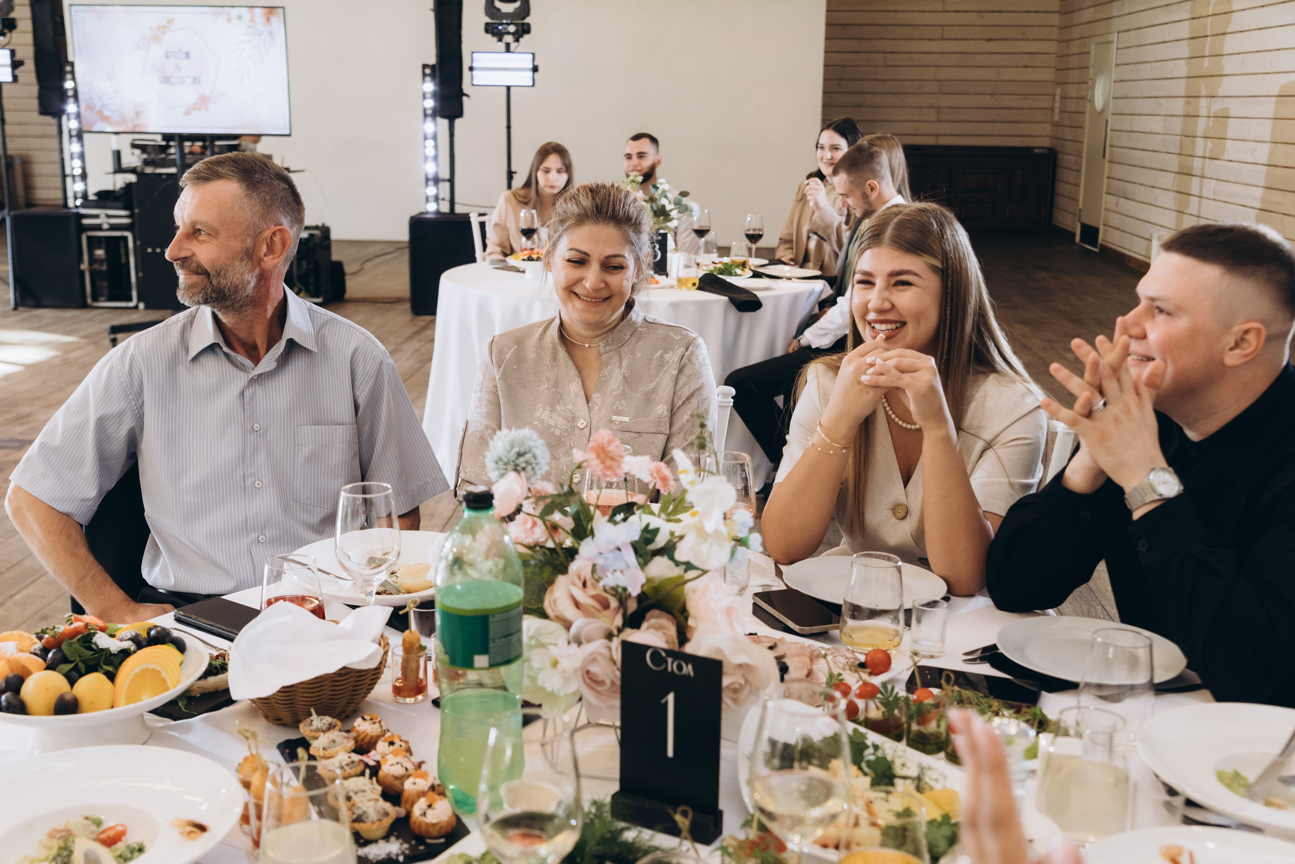 03.08.25 Артем & Анастасия. Свадебный и семейный фотограф в Новосибирске Дарья Кель