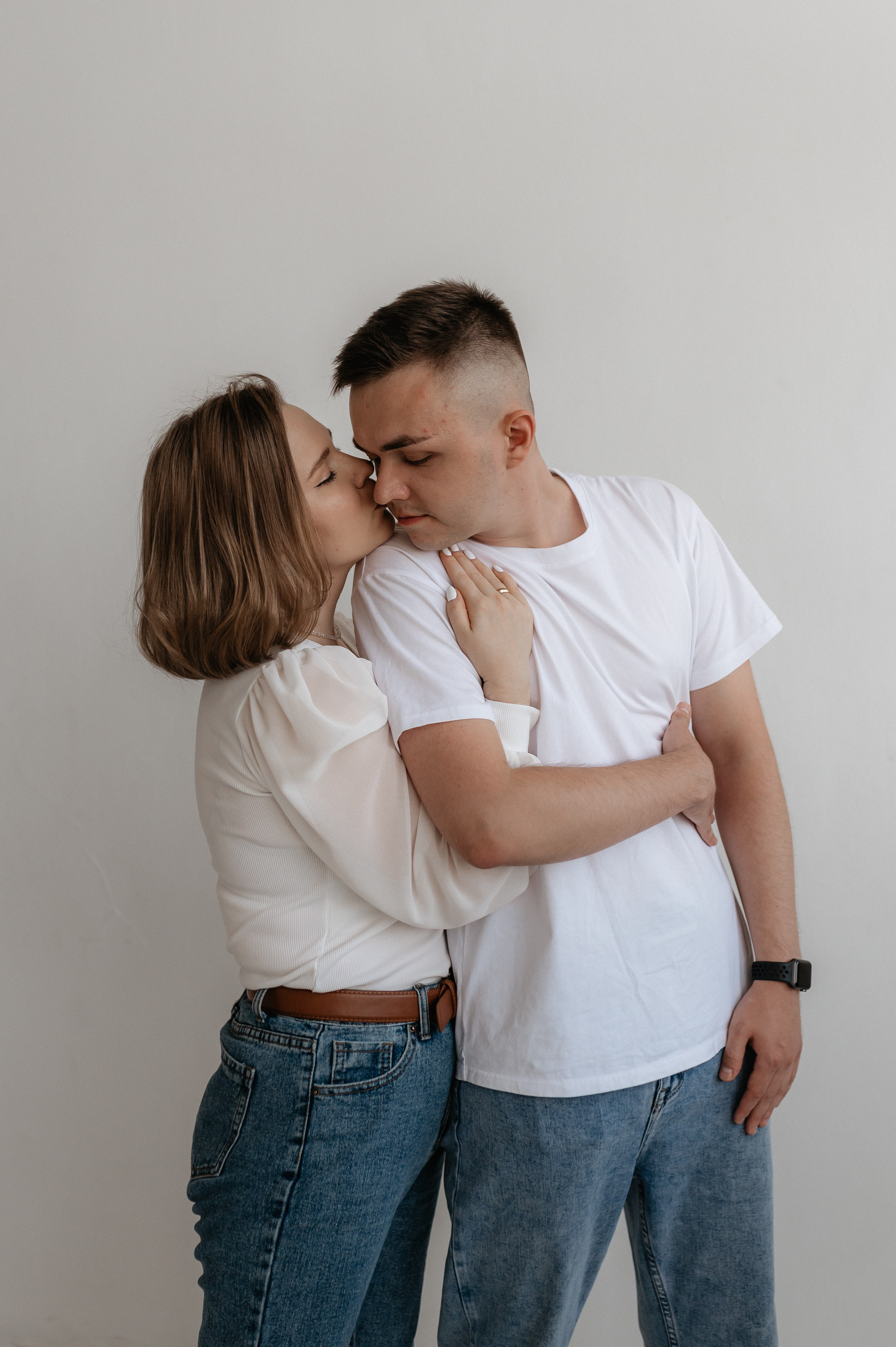 Саша, Настя и Рома. Главная