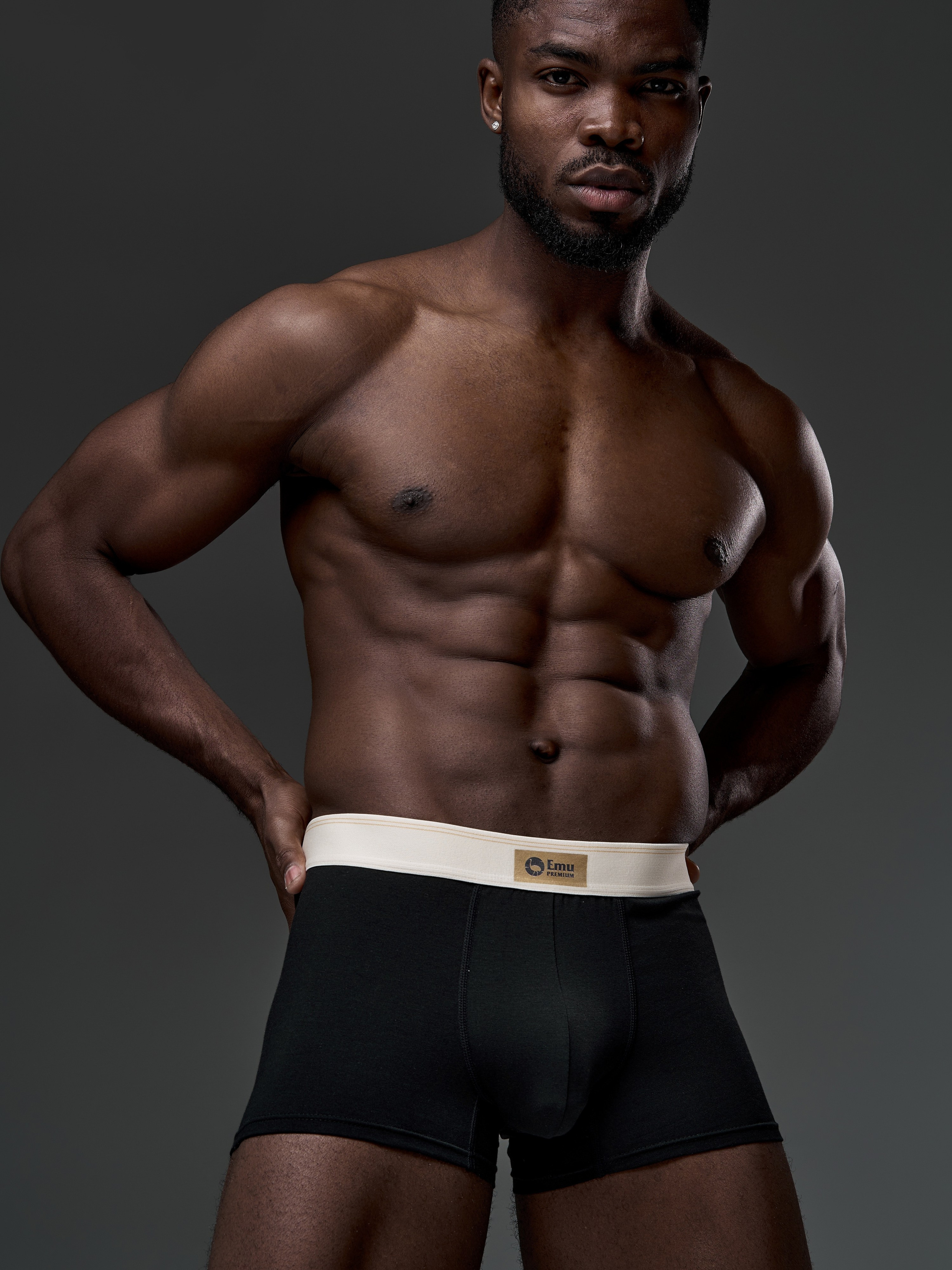 Мужское белье. Фотограф для маркетплейсов в Москве