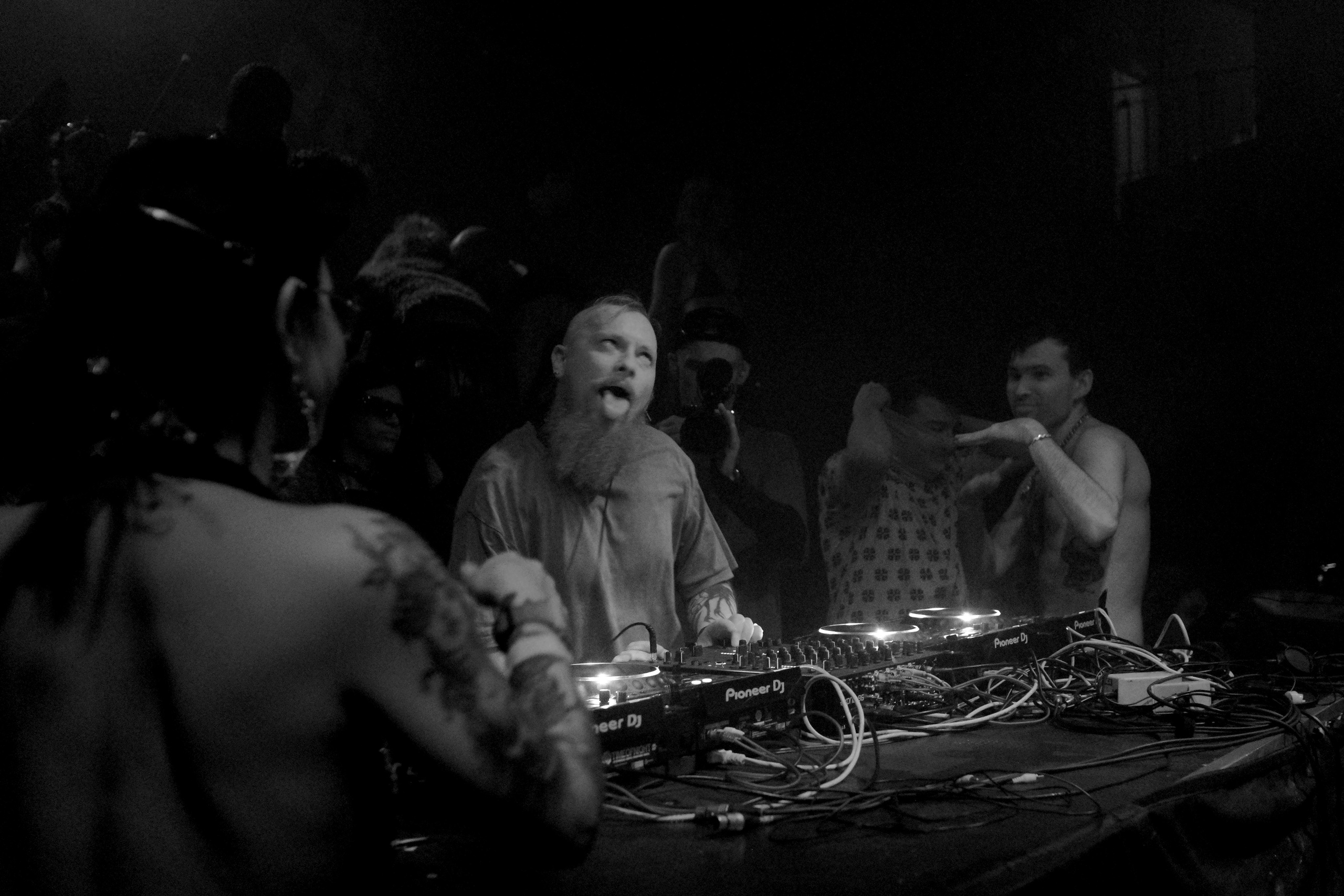 Monasterio. Санкт-Петербург. 8/11/2025. Репортажный фотограф в Санкт-Петербурге Даниил Могута