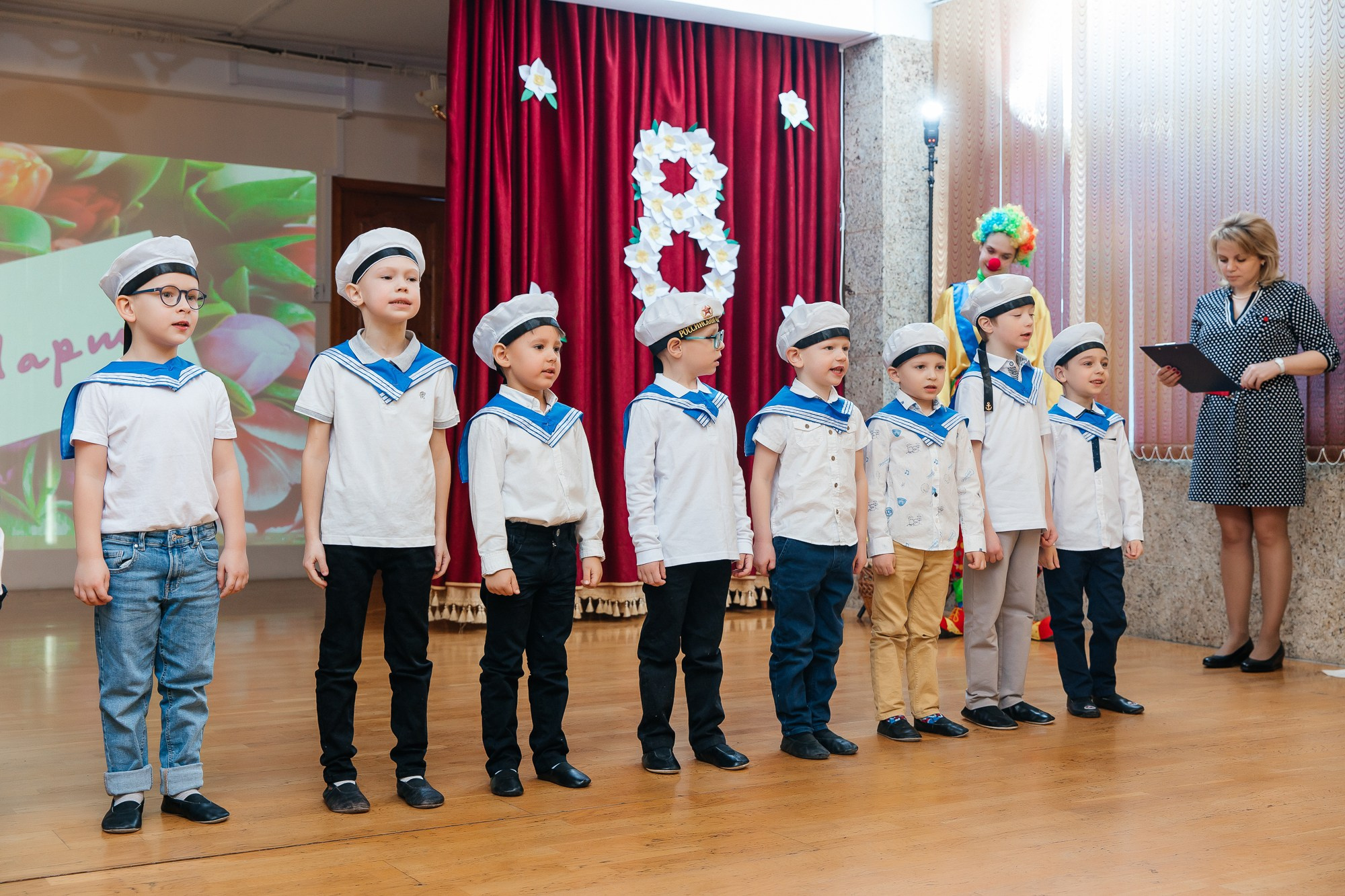 Детский сад № 93 — Утренник (10.03.2023). Свадебный и семейный фотограф Крамар Наталья
