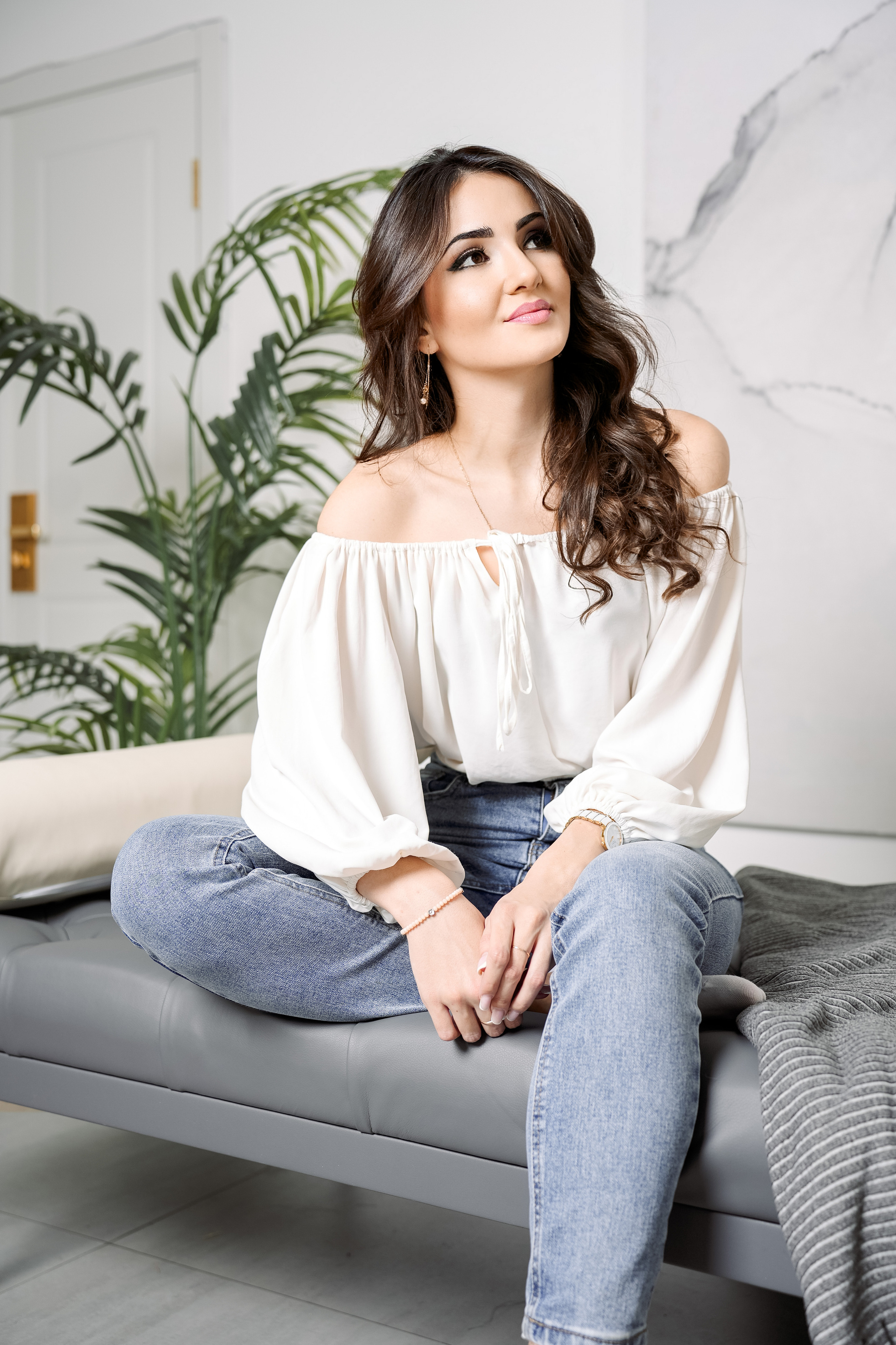 Рая. Женский портрет. Главная