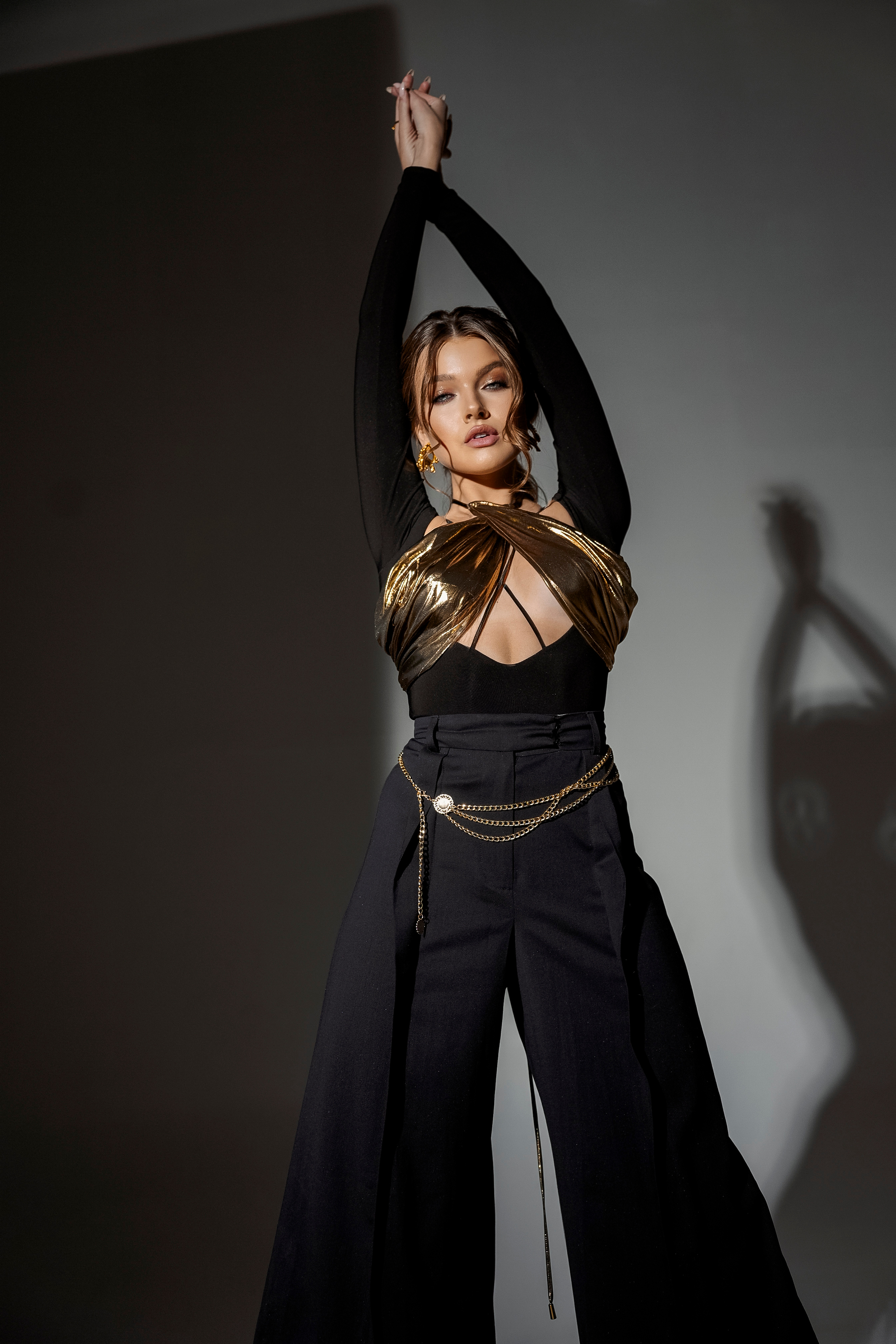 Dark. Главная