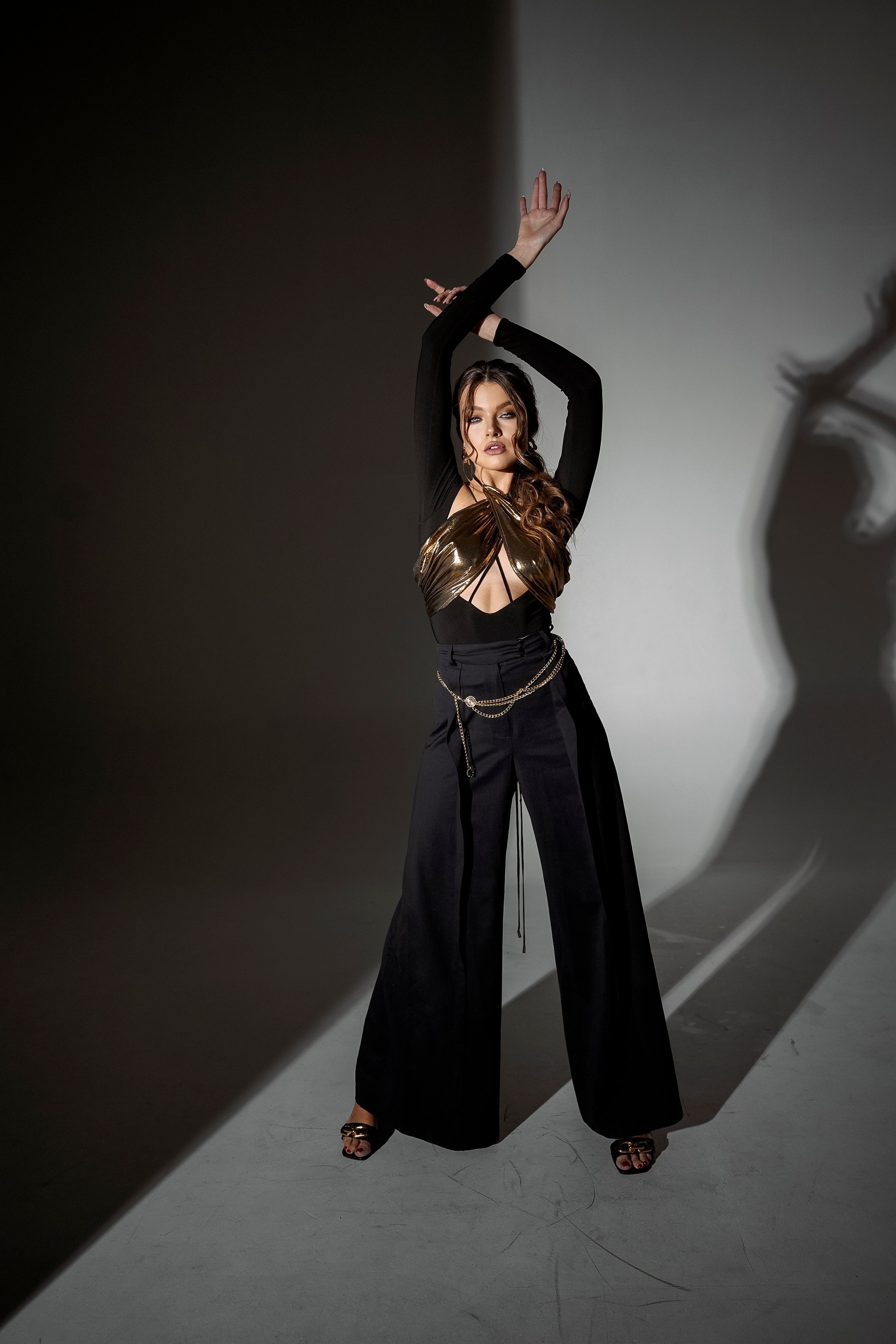 Dark. Главная