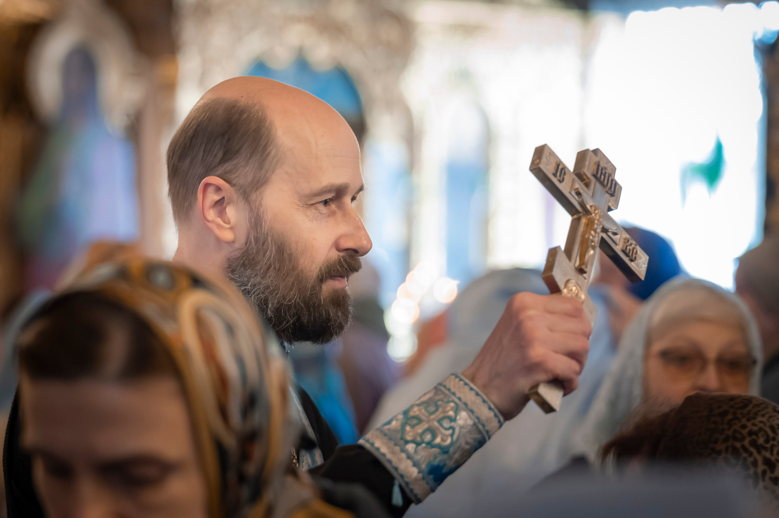 Богородский храм. Благовещение. Божественная Литургия. Антон и Татьяна Денисенко — В храме
