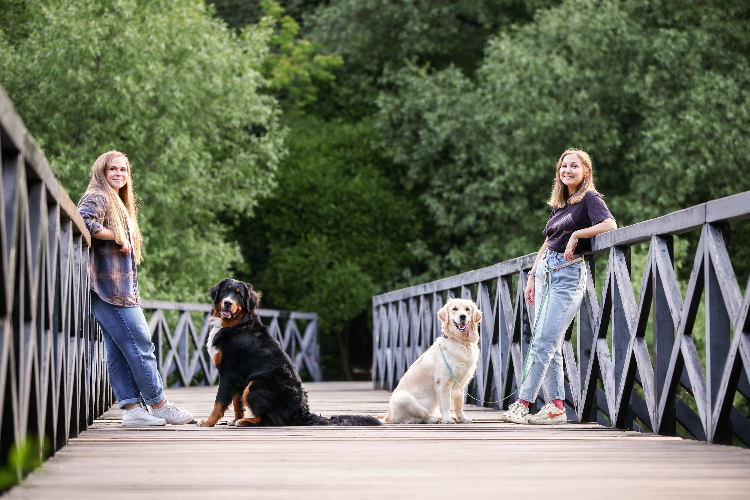 Фотопрогулка для четырех человек с собаками. Фотограф-анималист в Москве и Московской области Татьяна Фролова