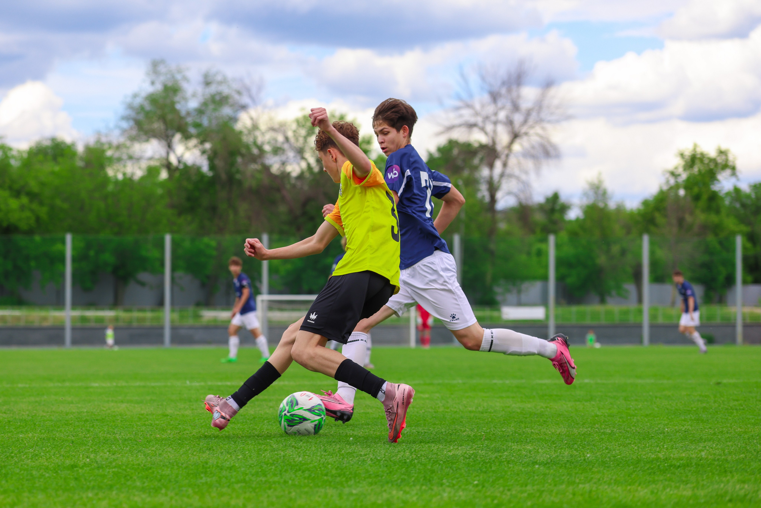 Юношеская футбольная лига Поволжье U-16. Крылья Советов — Волга