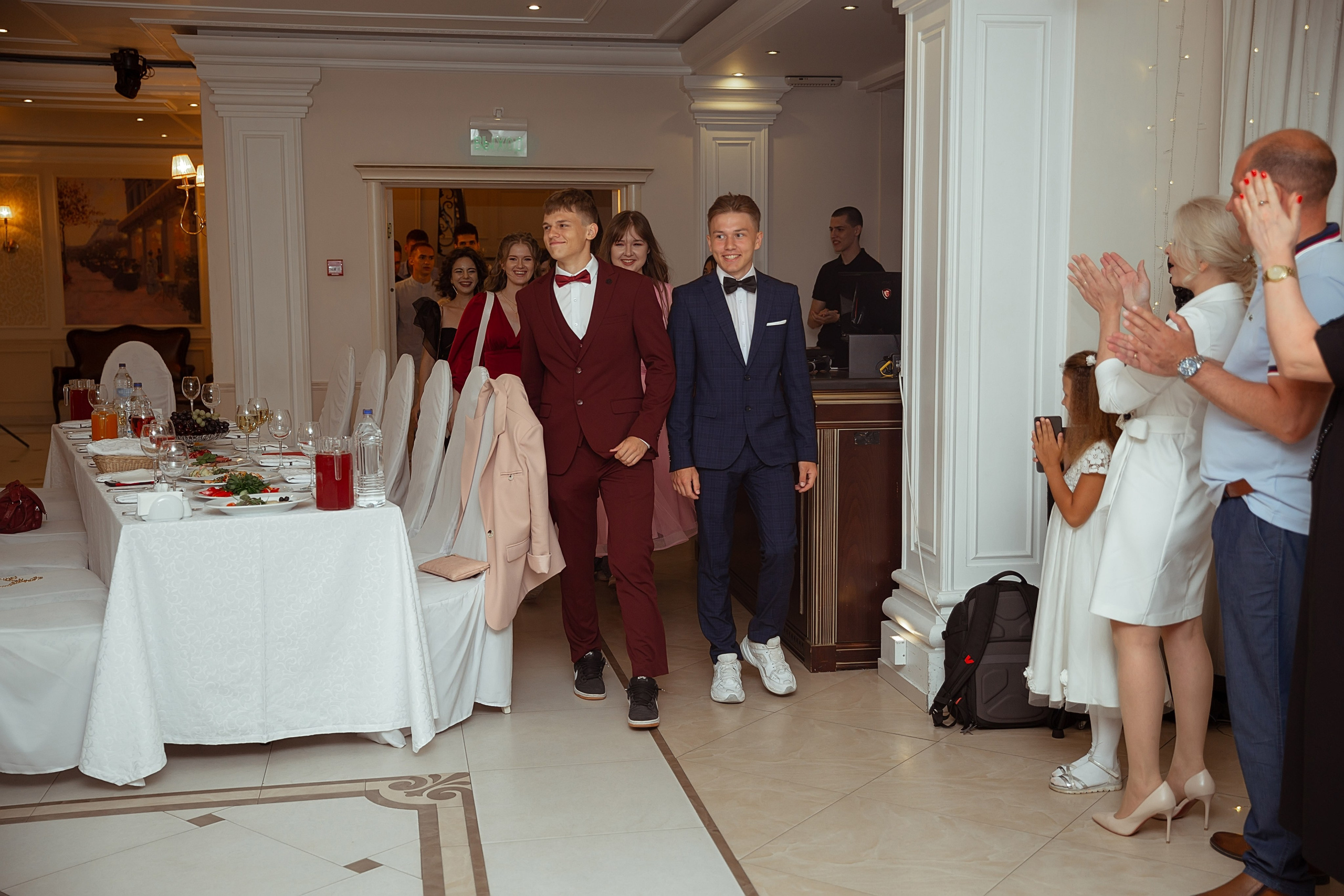 Выпускной, вручение диплома, прогулка, Онегин. Семейный и детский фотограф в Нижнем Новгороде