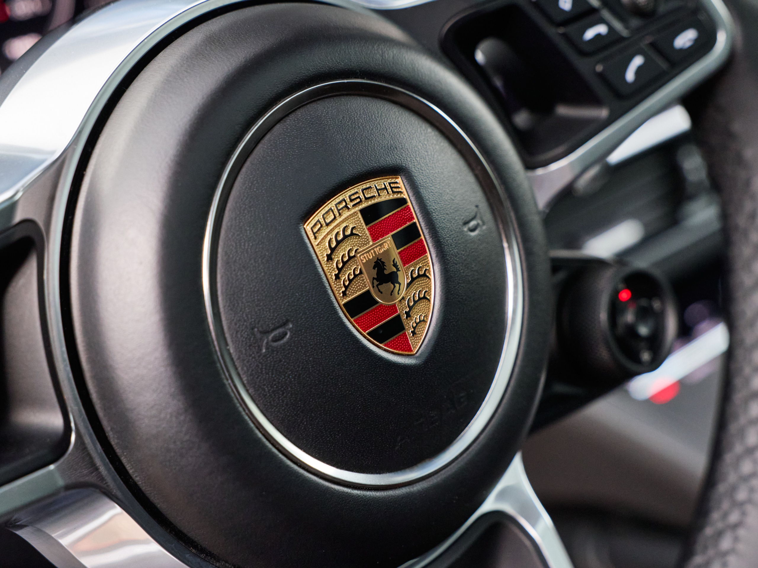Porsche Cayenne. IDeAI studio