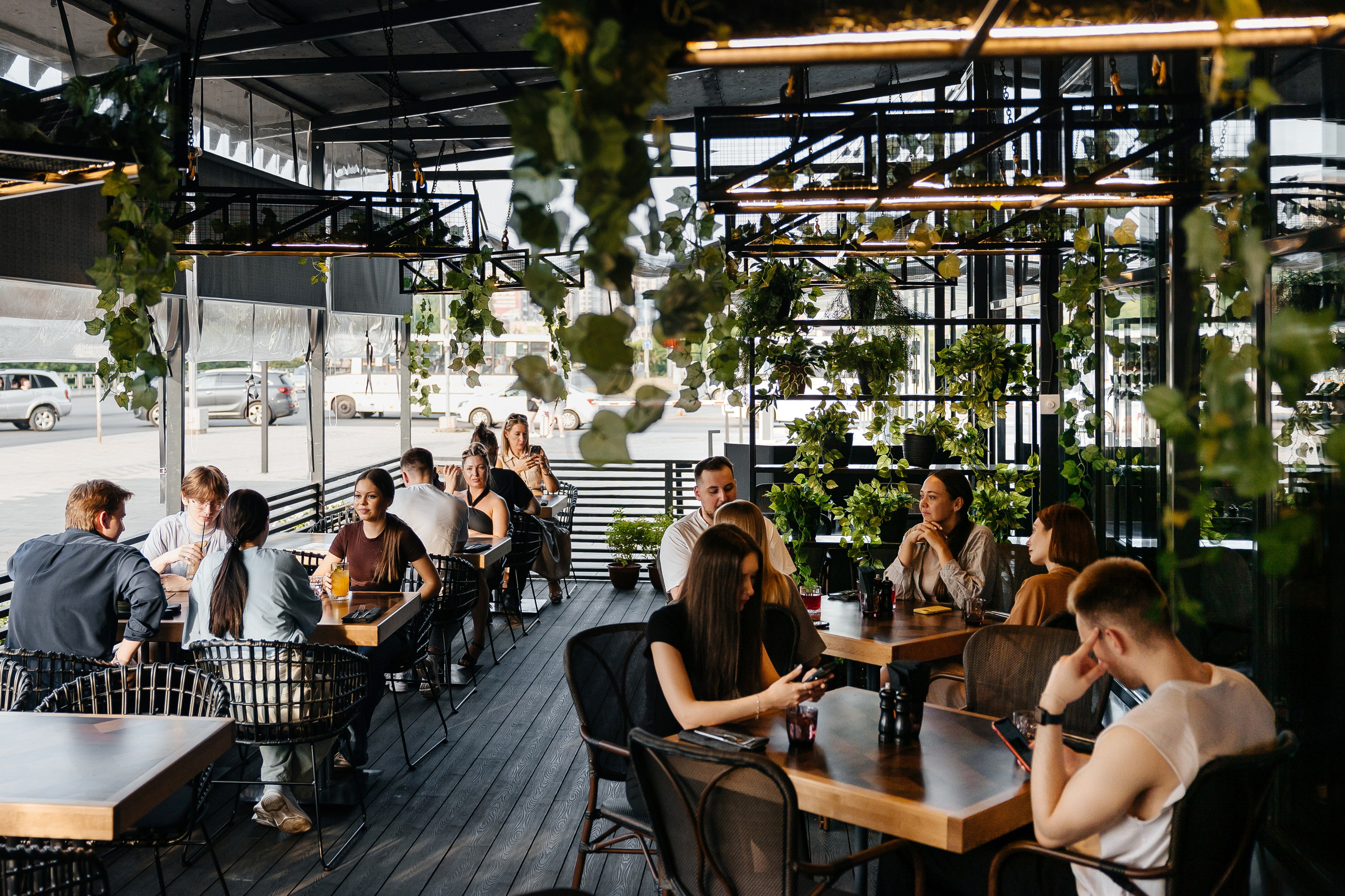 ГОРЯЧИЙ ЦЕХ открытие летней террасы. Фотограф свадебный семейный в Красноярске Шукшина Наталья