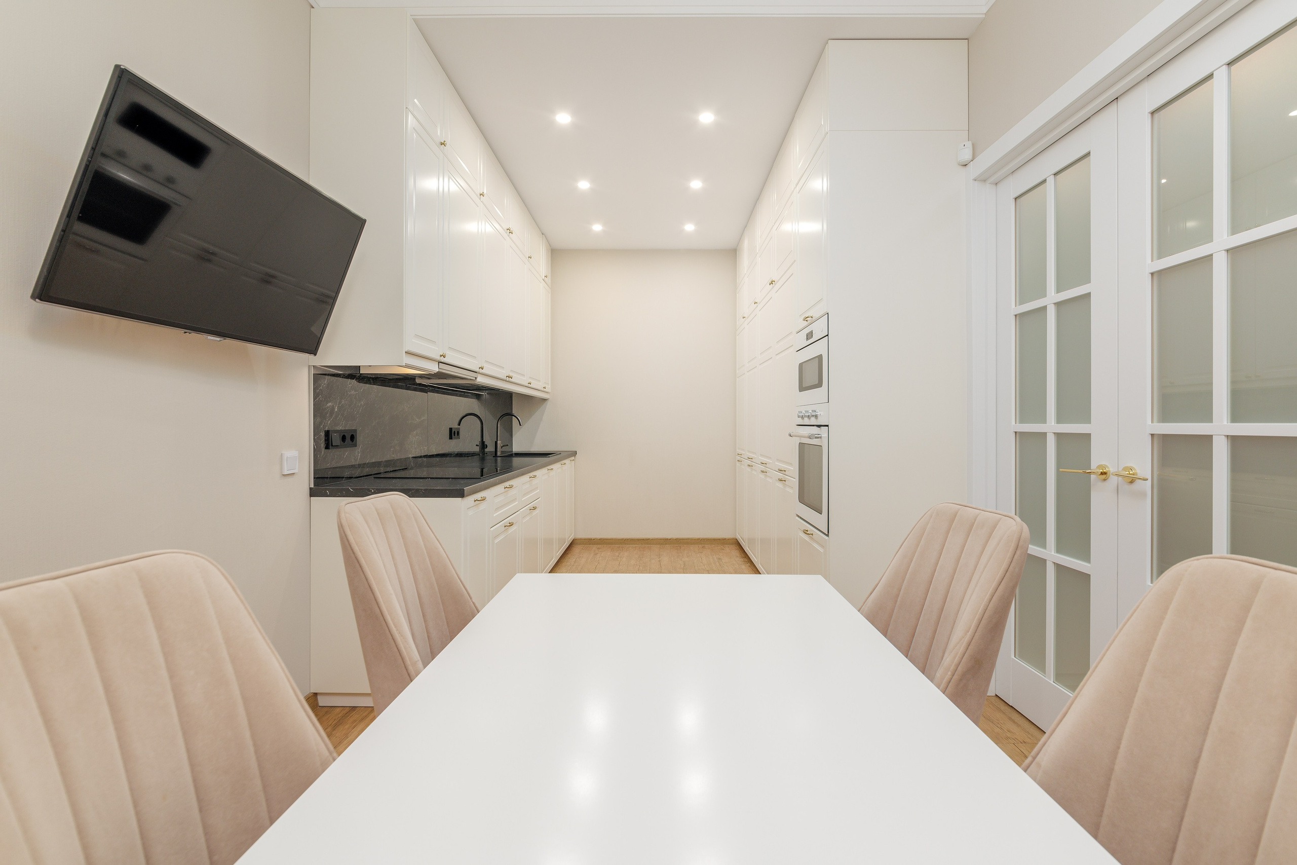 Трёхкомнатная квартира, Морской пр-кт