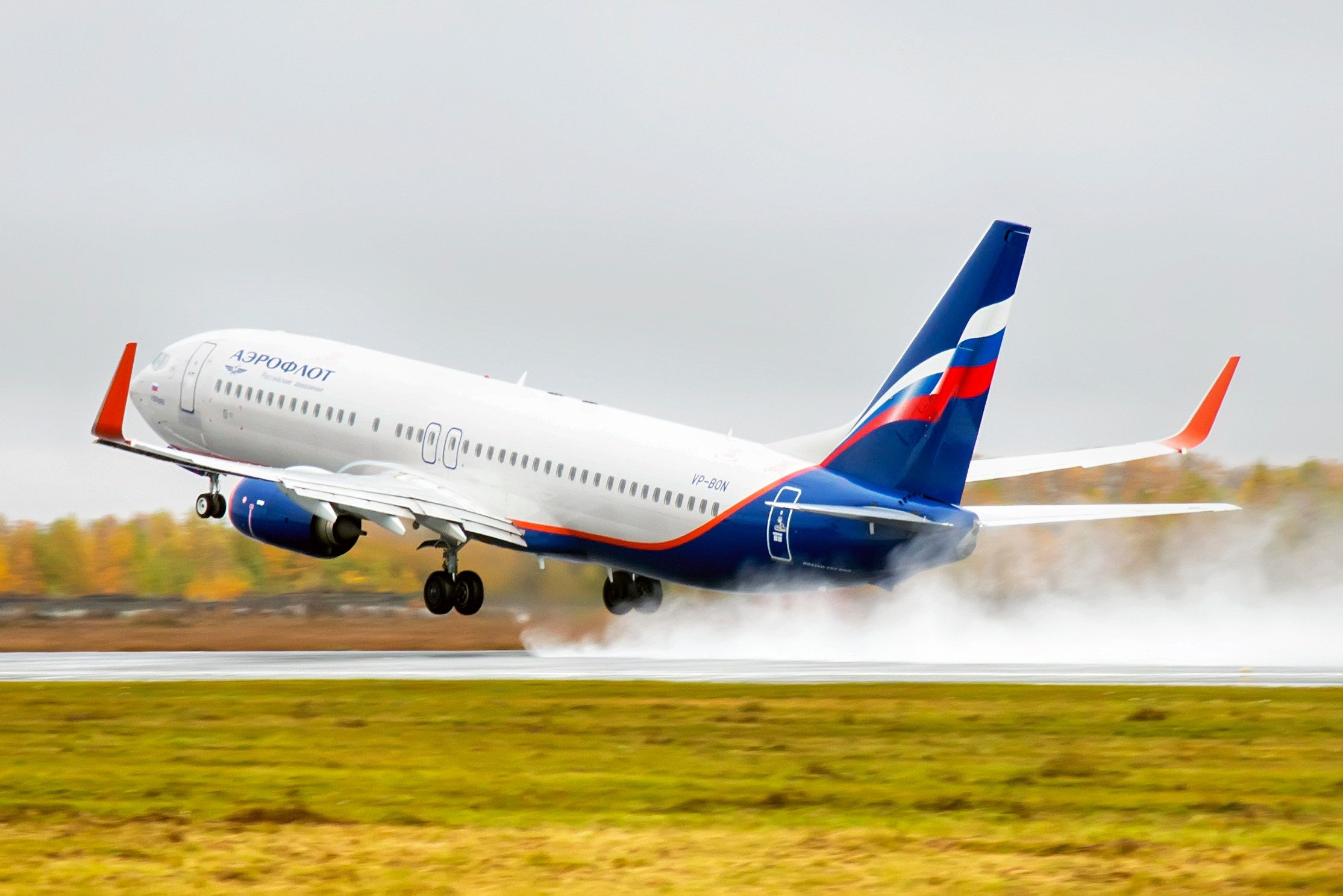 Авиация: самолеты, вертолеты, небесные зарисовки. От прошлого к будущему авиации через фотографию