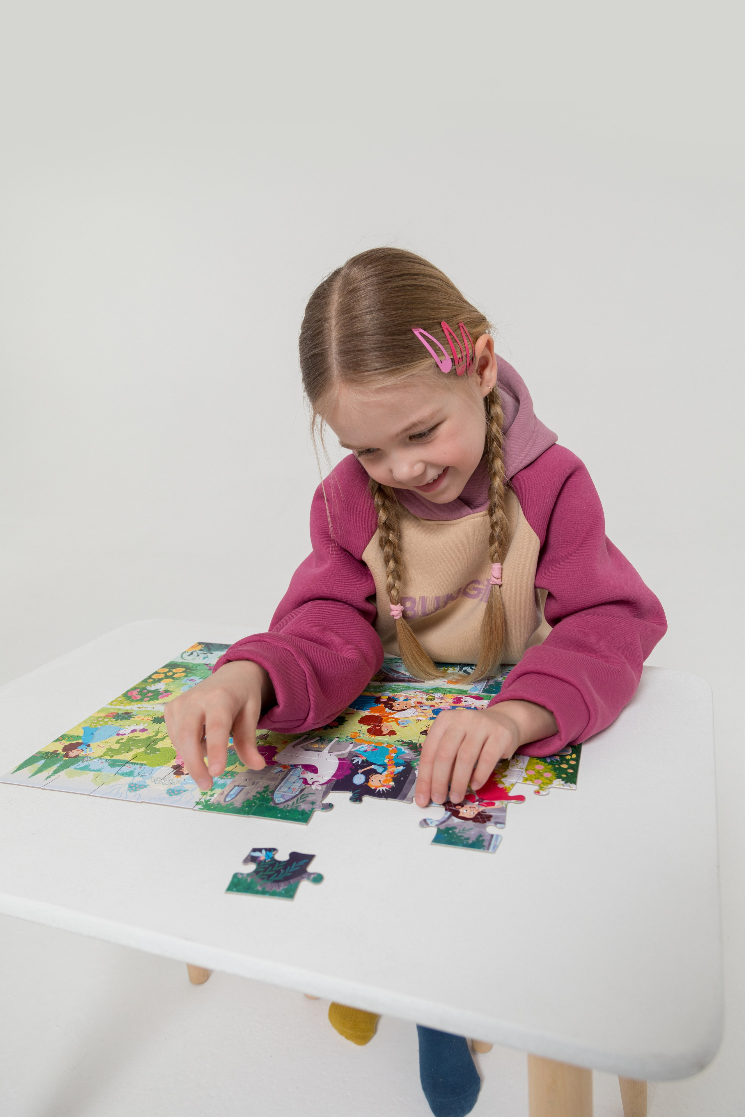 Имиджевая и каталожная съёмка для бренда детских пазлов. Детский и контент фотограф Надя Волкова Санкт-Петербург
