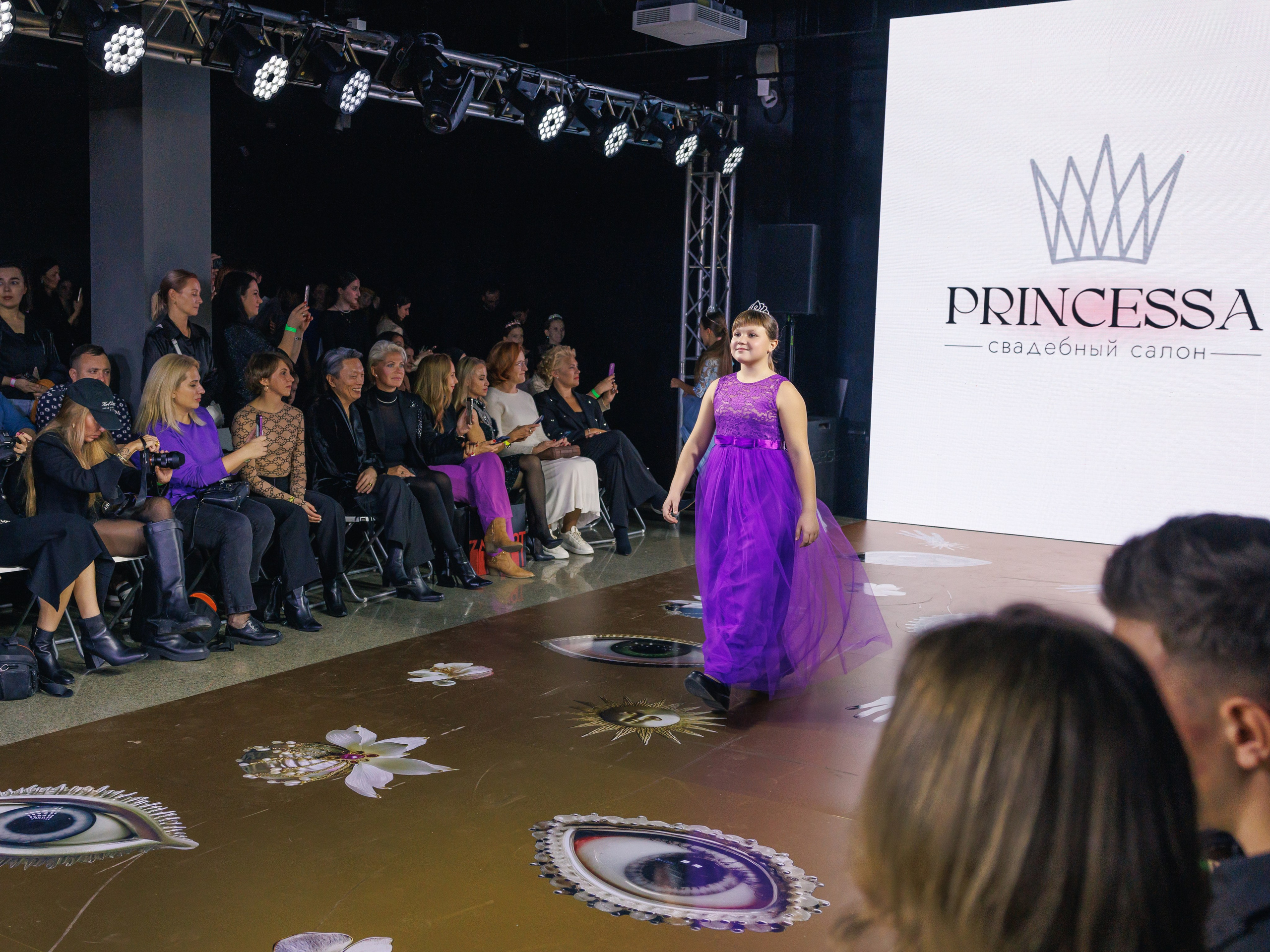 Volga Fashion Week. Профессиональный фотограф в Москве Захар Ишутин