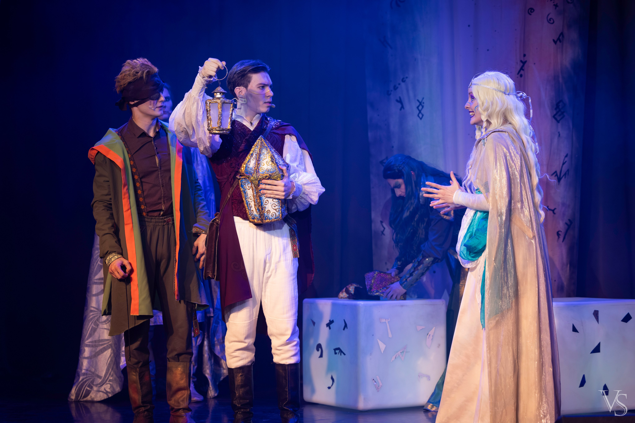 Книга стихий 25.01. Фотограф Виктор Степанов