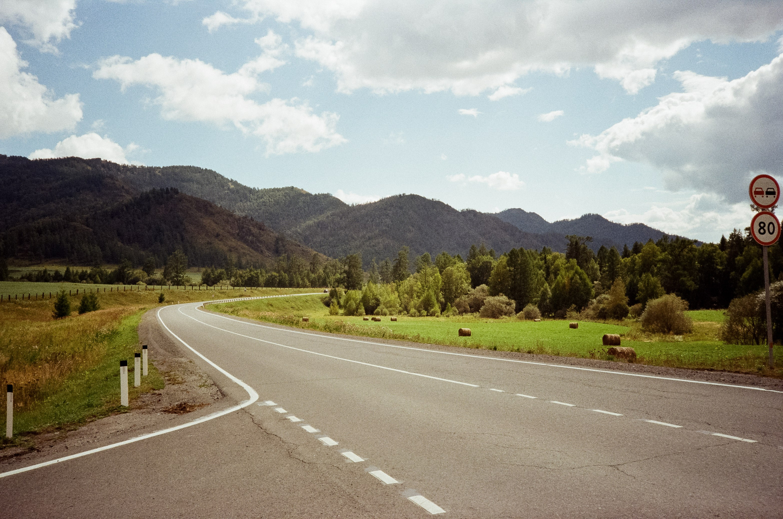 Дорога на Семинский перевал. Фотограф-документалист Мария Осокина