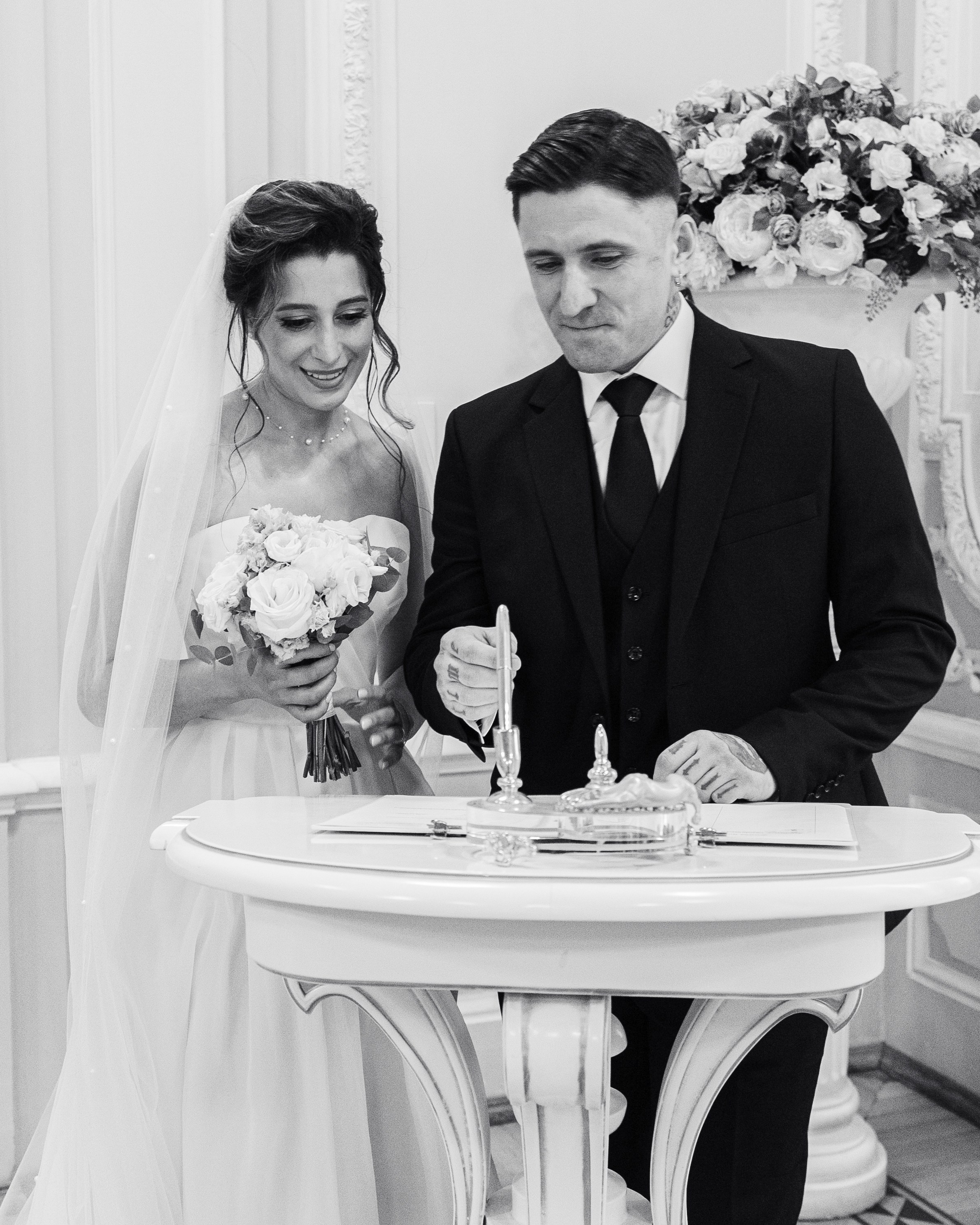 Сергей и Ани во Дворце бракосочетания № 2. Professional photoartist in St. Petersburg (wedding, reportage, portrait, model book, love story) Alexander Shvedov