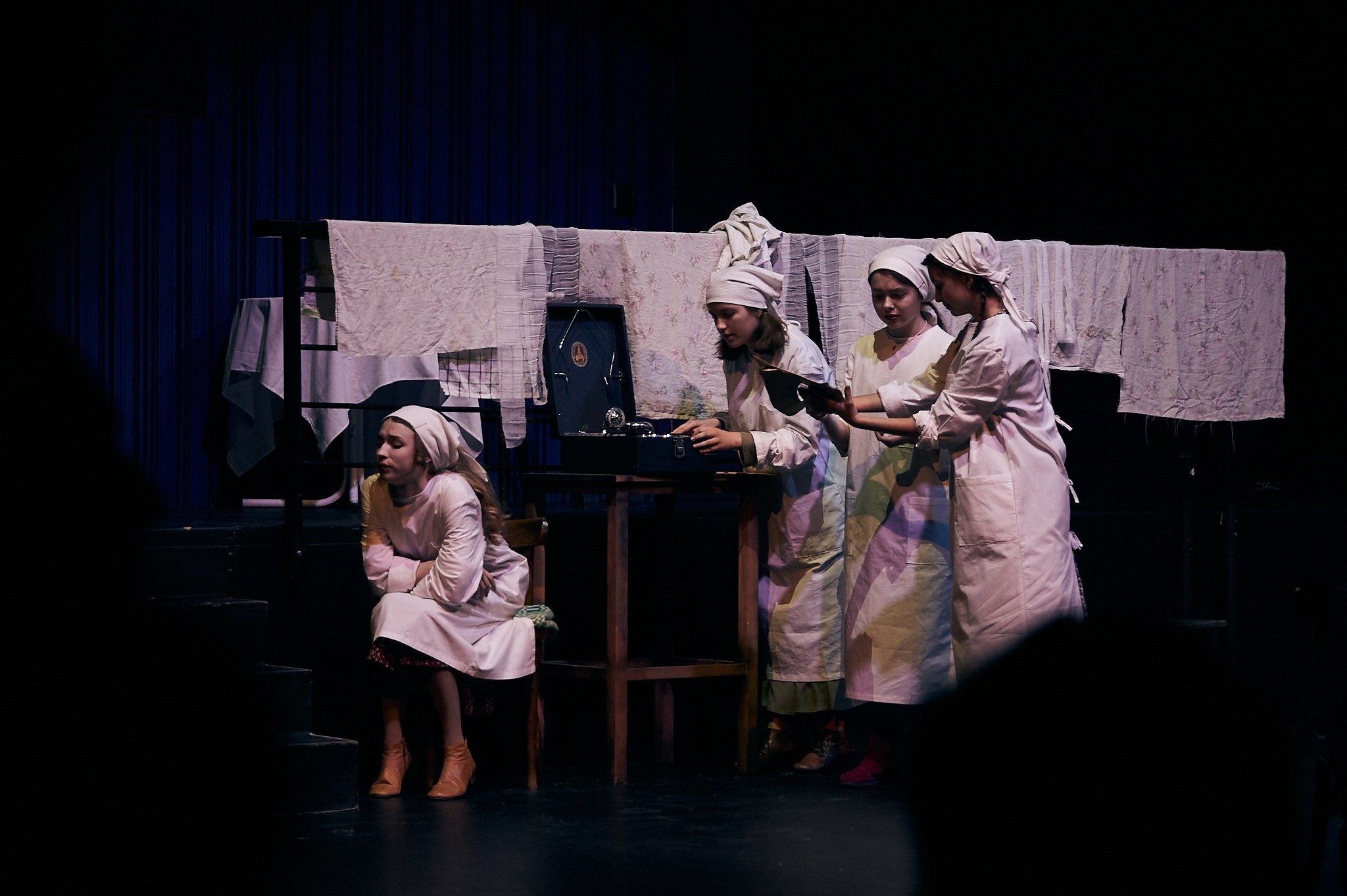 Спектакль «Советская, 44». Дети Сац. Фотограф в Москве. Индивидуальные и парные съёмки, мероприятия, промо-съёмки для артистов