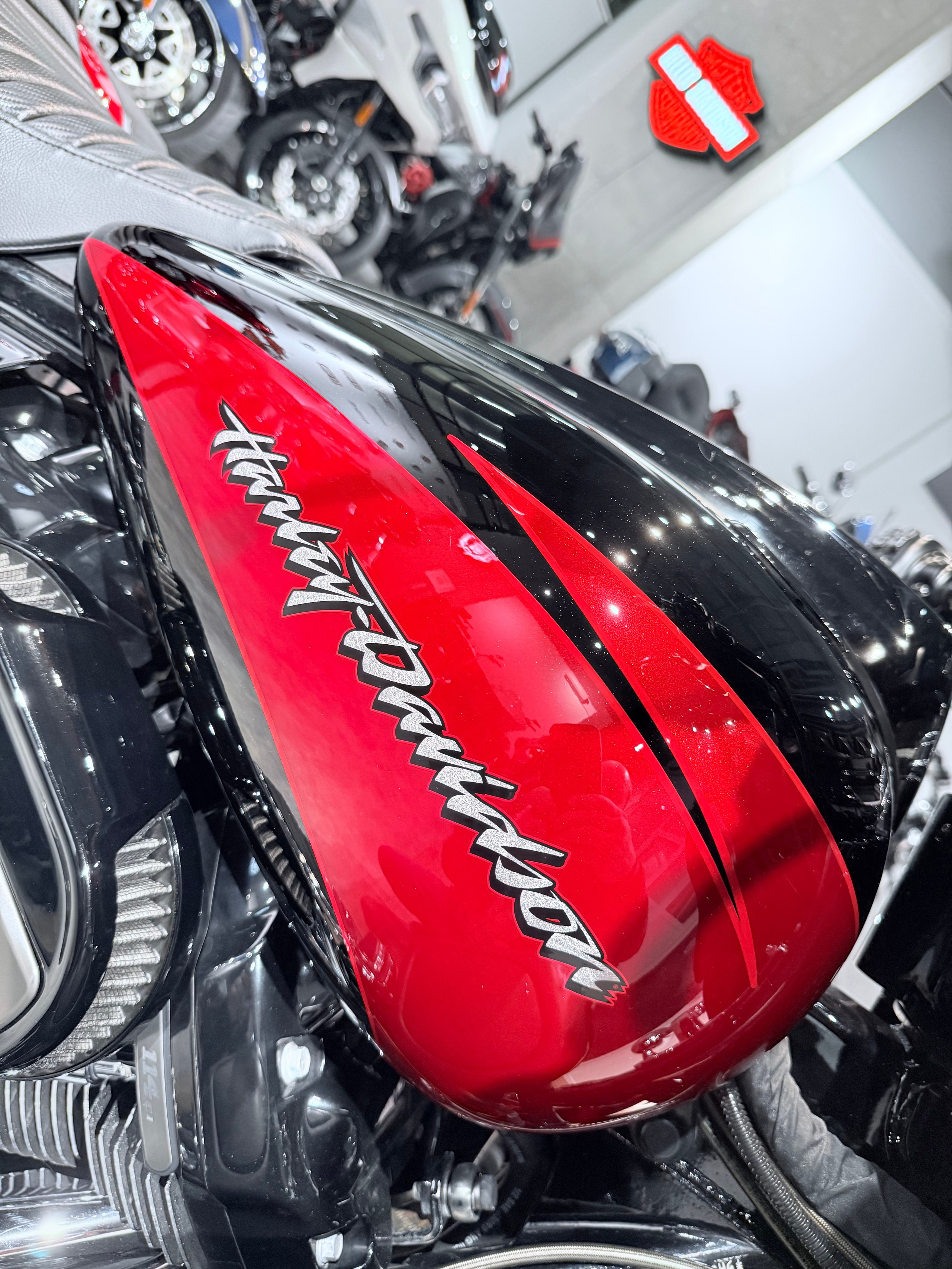 114 CVO Street Glide Special. Hello Davidson, Москва. Только хорошие мотоциклы…