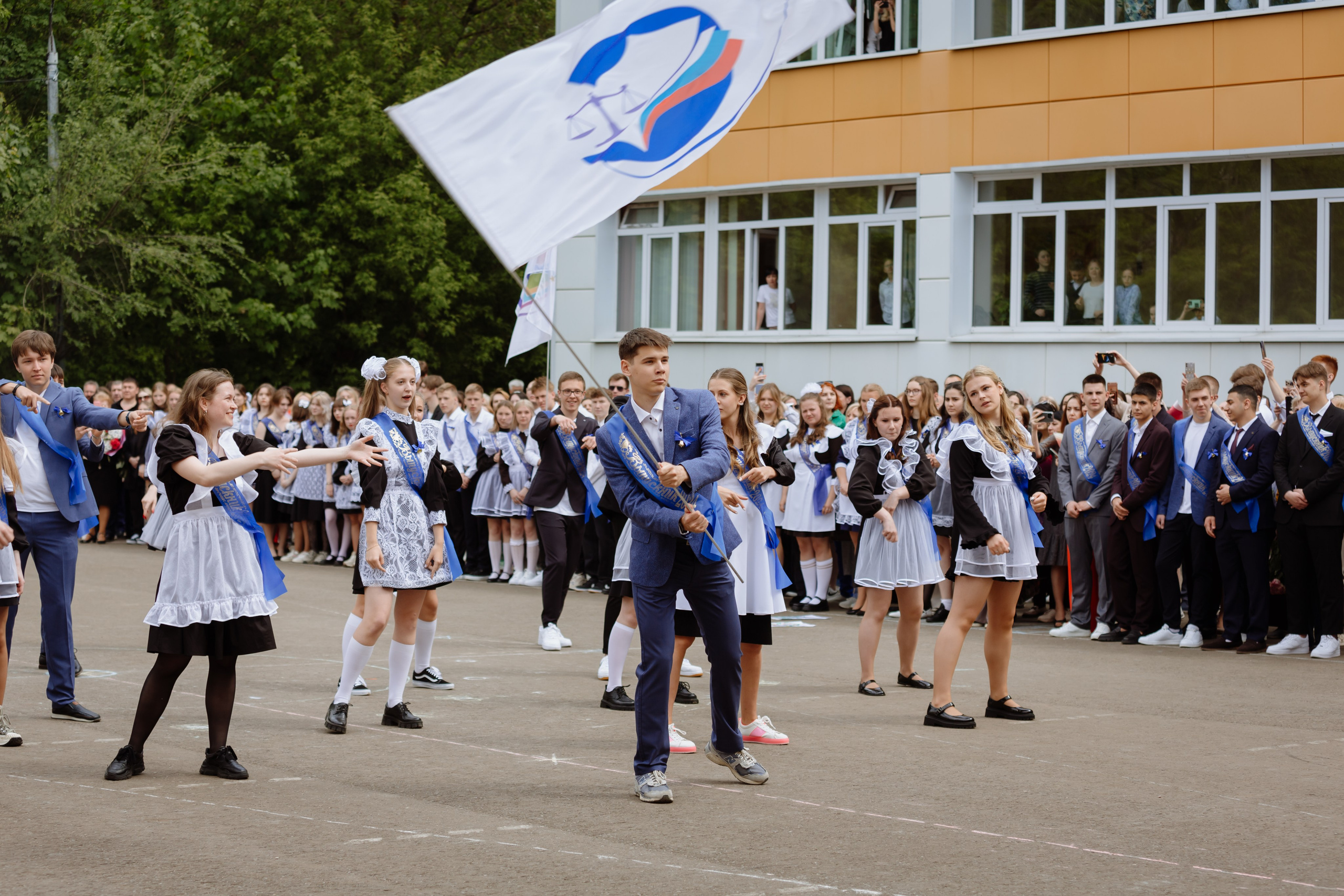 Последний звонок 2024 (3 часа фотосъемки). Профессиональный фотограф Надежда Антонова