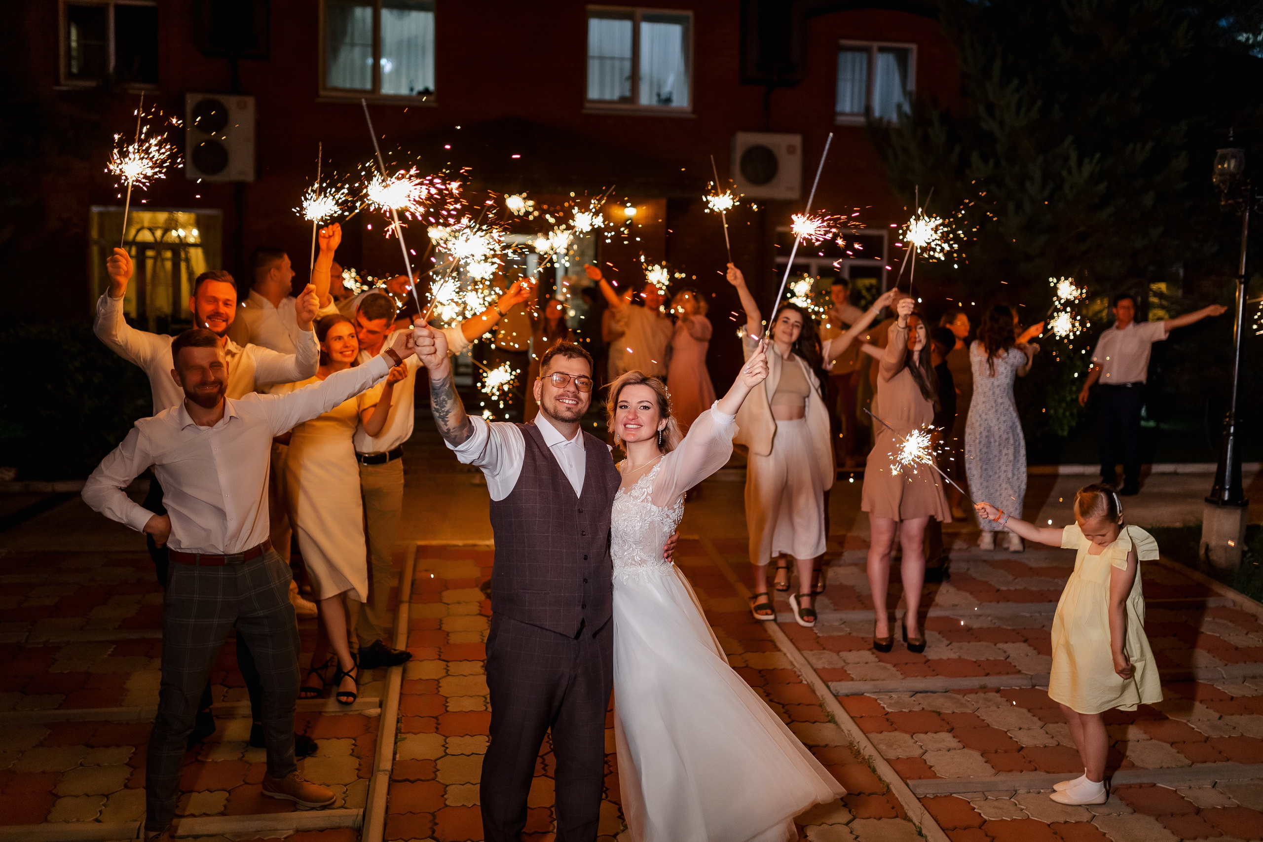 Максим и Юля. Дом офицеров. Свадебный фотограф в Хабаровске