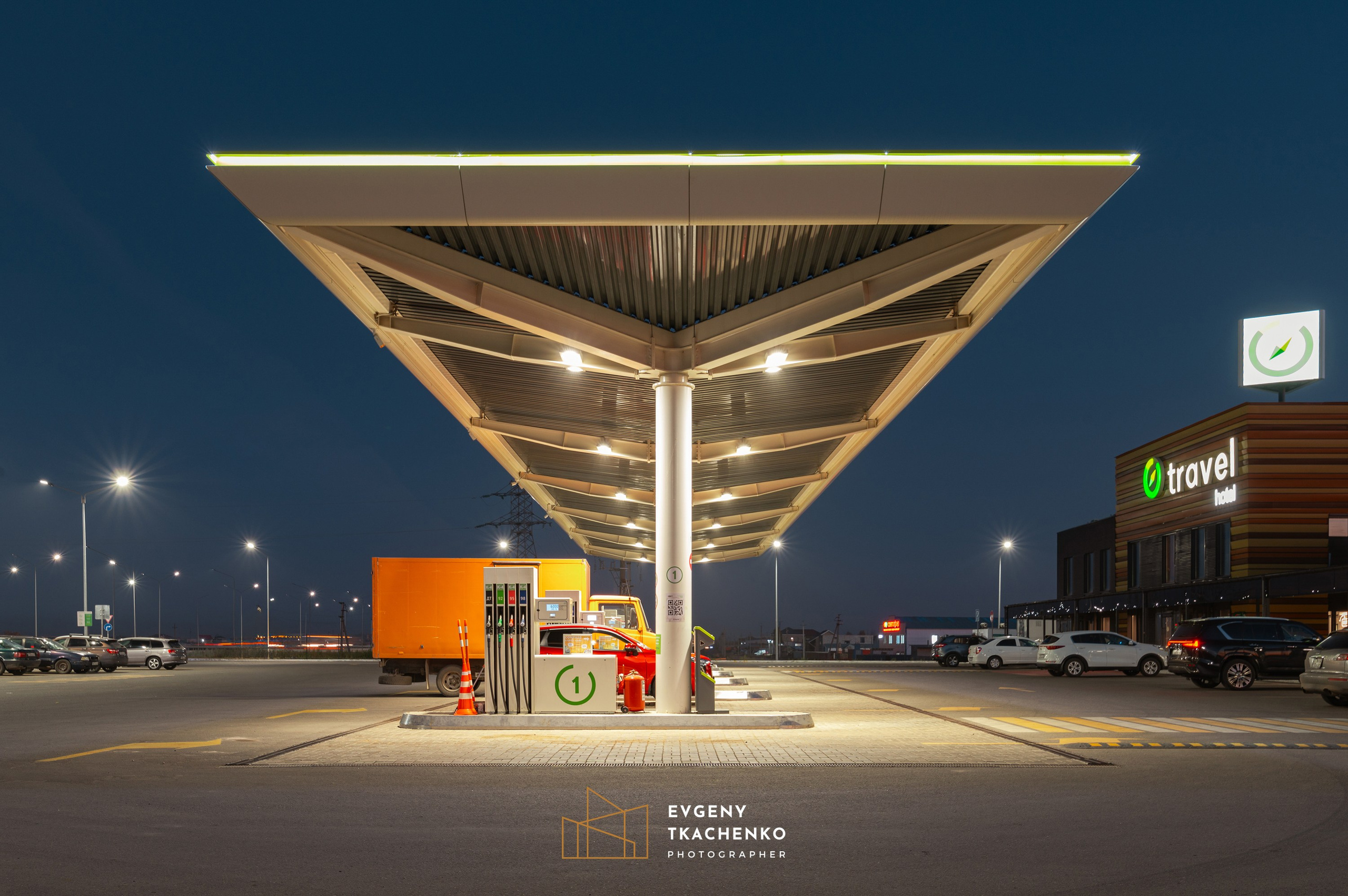 АЗС Compass. Архитектурный и интерьерный фотограф в Казахстане