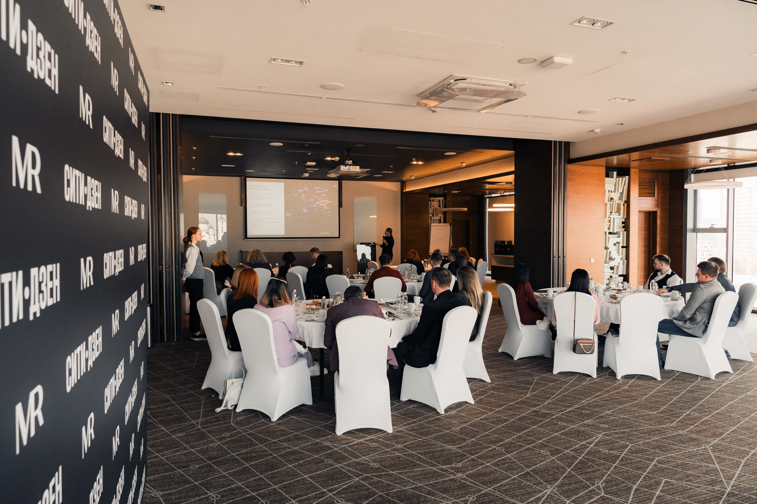 Застройщики Москвы MR (МАРРИОТ). Свадебный и репортажный фотограф в Воронеже Роман Янко