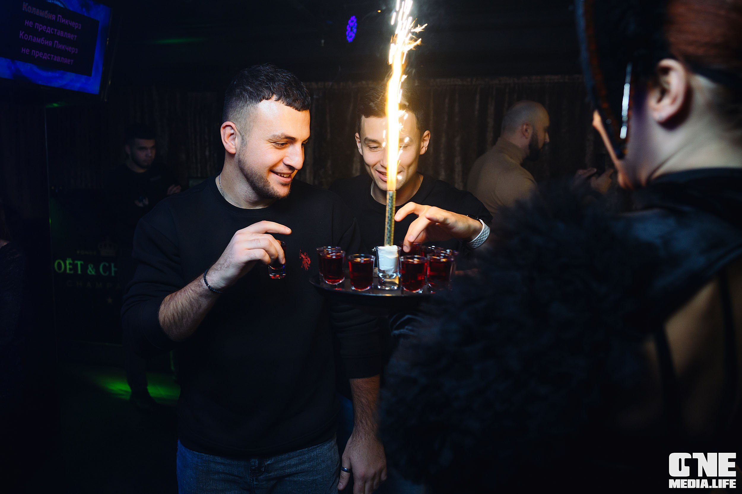 Фоторепортаж из караоке-клуба Эйфория. One Media Life: фоторепортажи, фотоотчеты с мероприятий и заведений