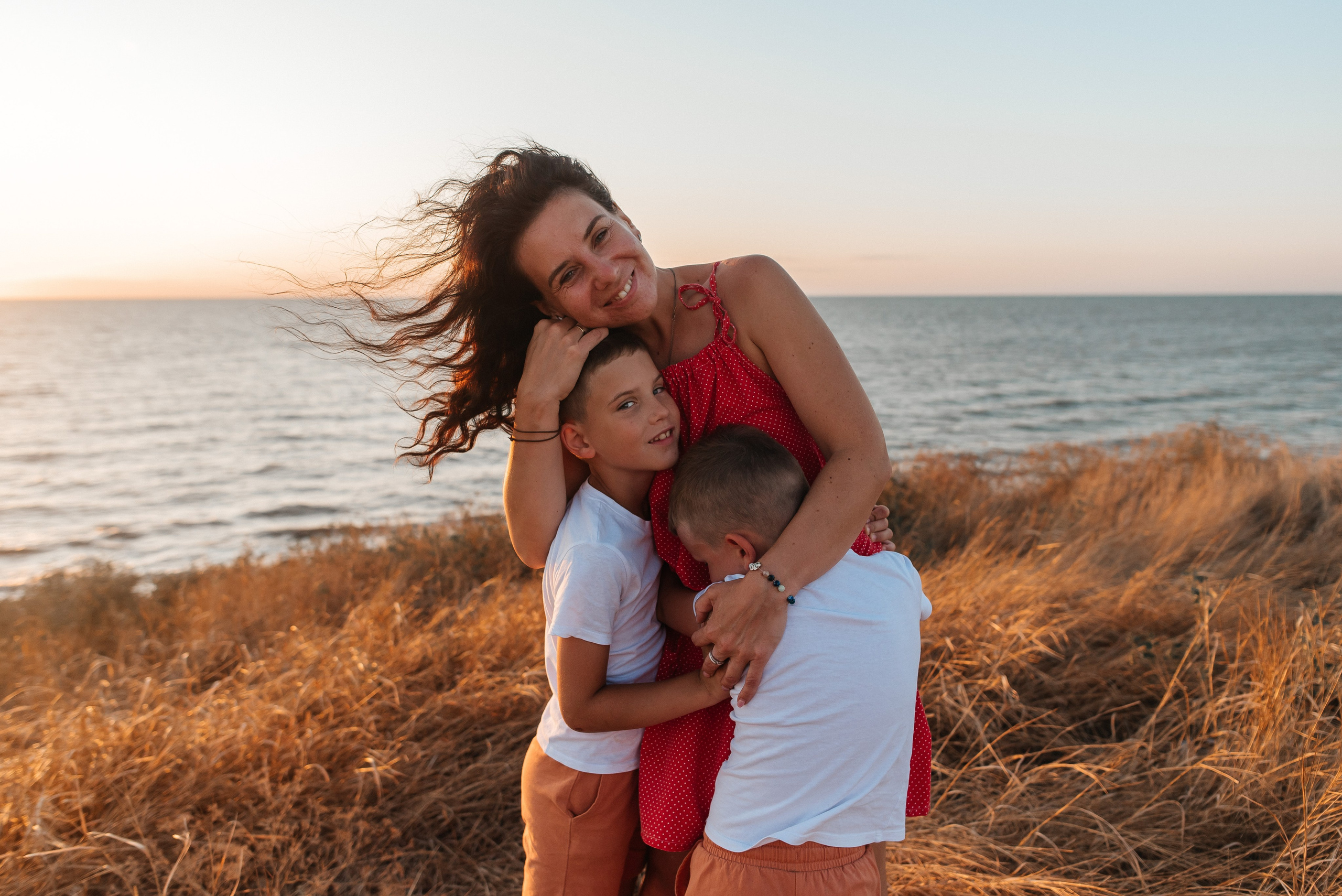 Отпуск на теплом море и маяк. Детский и семейный фотограф выпускной альбом Приморско-Ахтарск