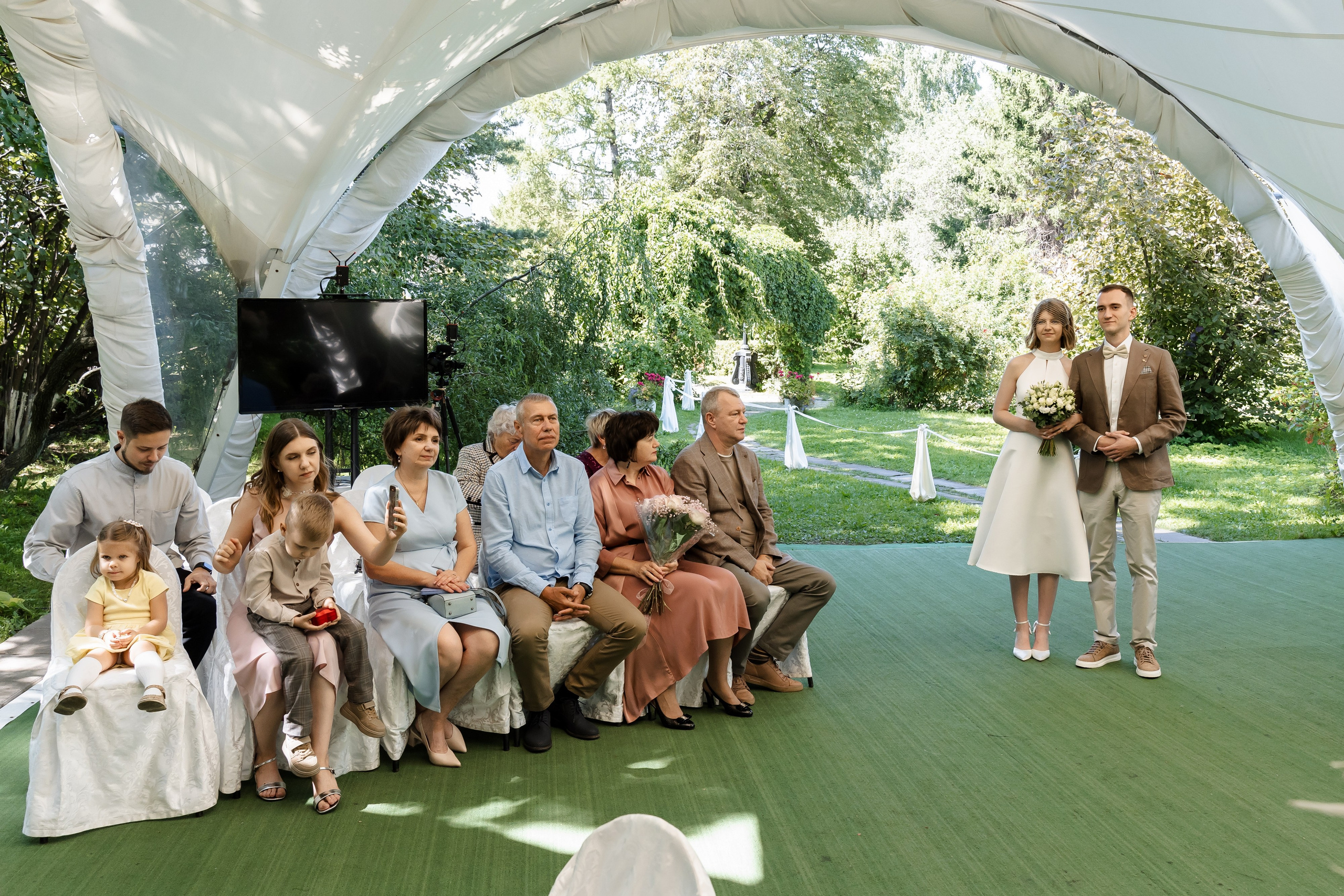 Свадьба Арины и Григория. Свадебный фотограф в Москве Яна Деньгина