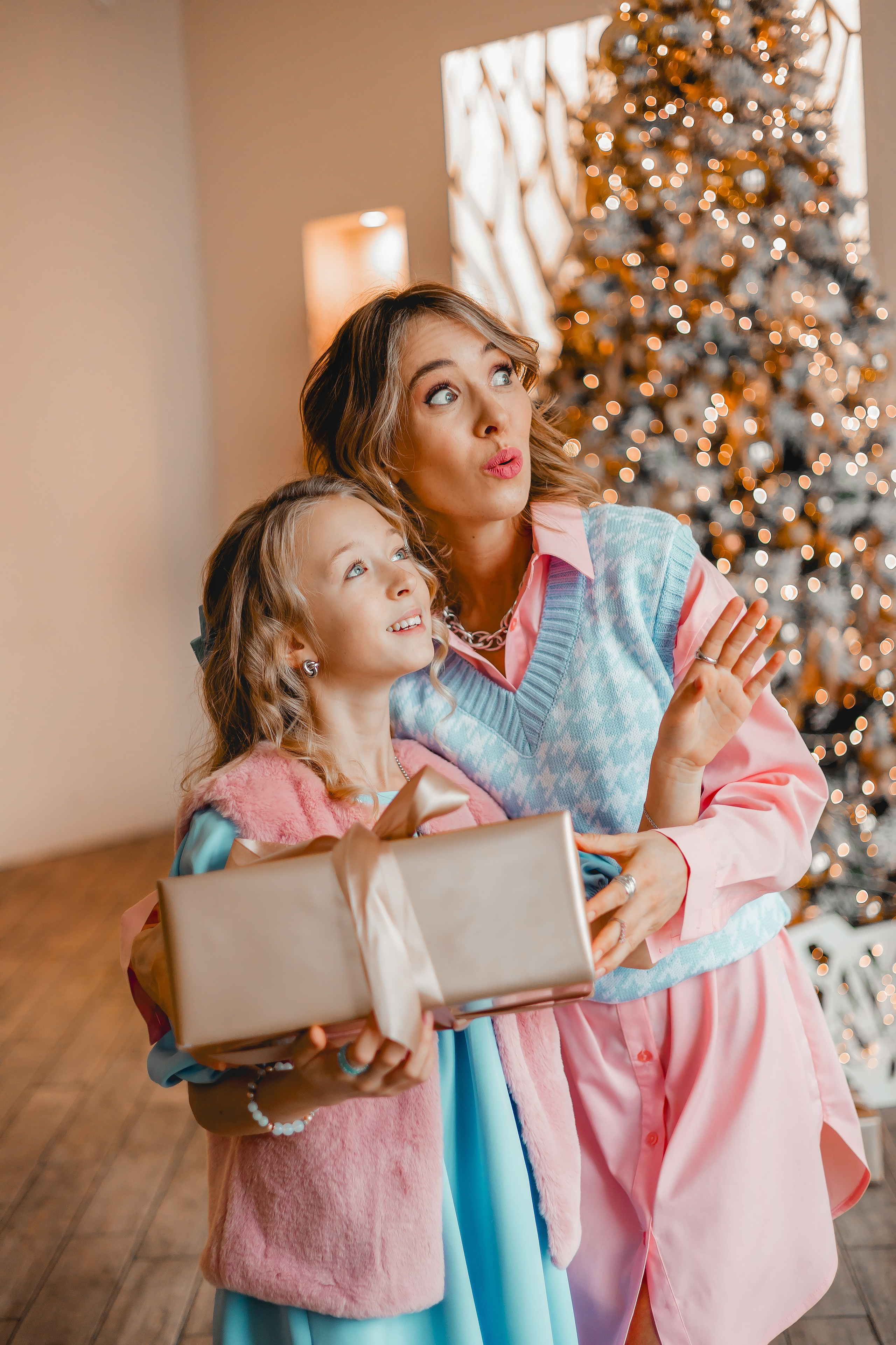 Мама и дочь