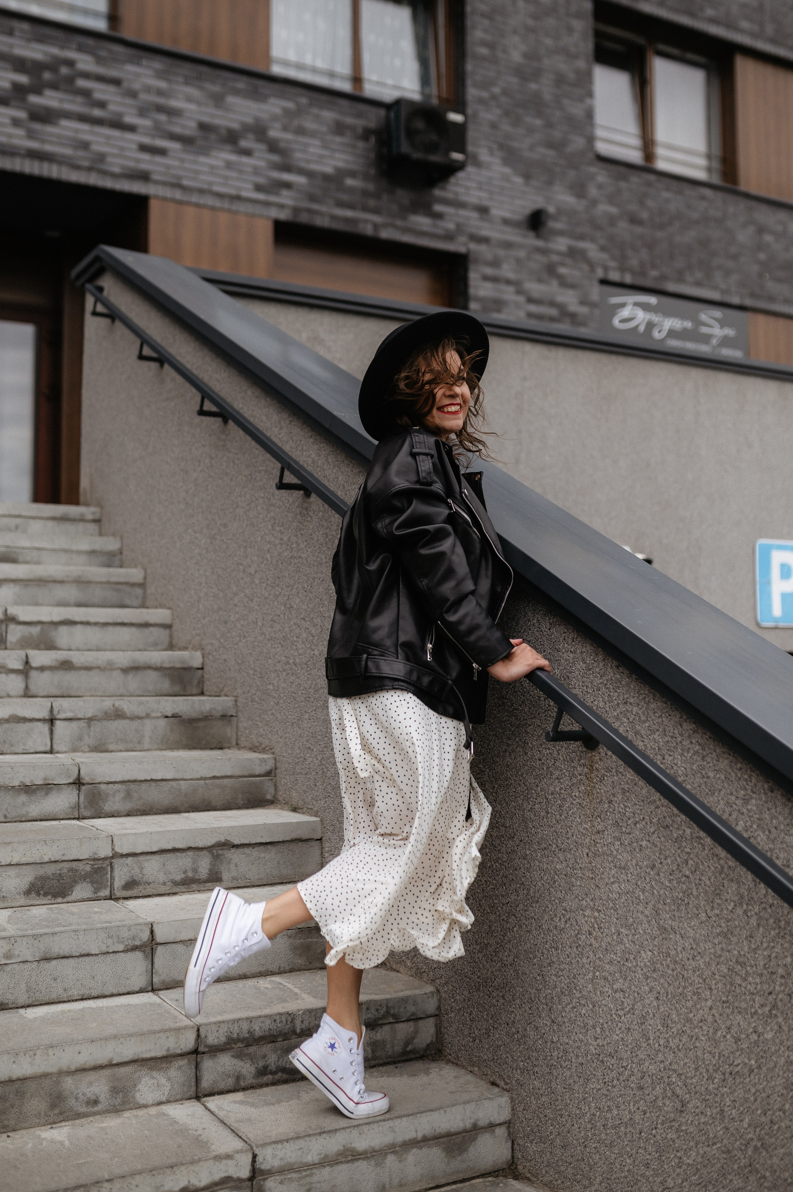 Маша, прогулка Евроберег. Главная