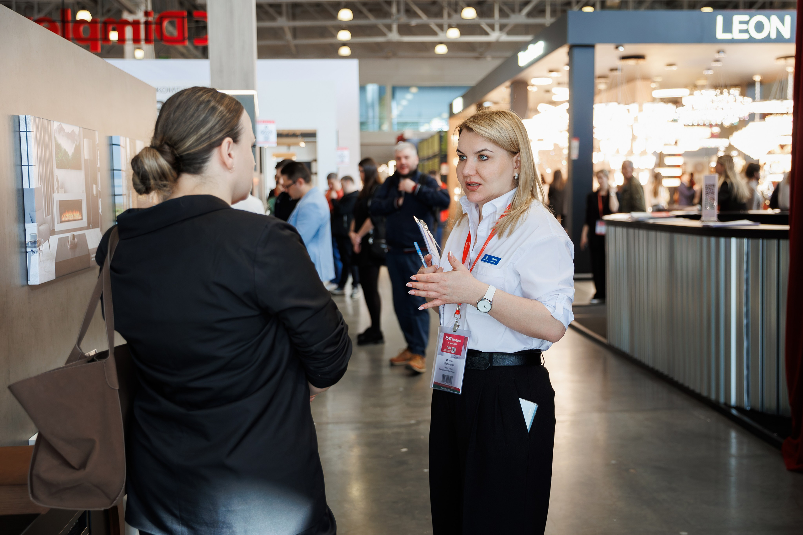 Выставка Royal Flame. Фотосъёмка для бизнеса — предметное фото, репортаж с мероприятий, портреты людей, съёмка интерьера и экстерьера