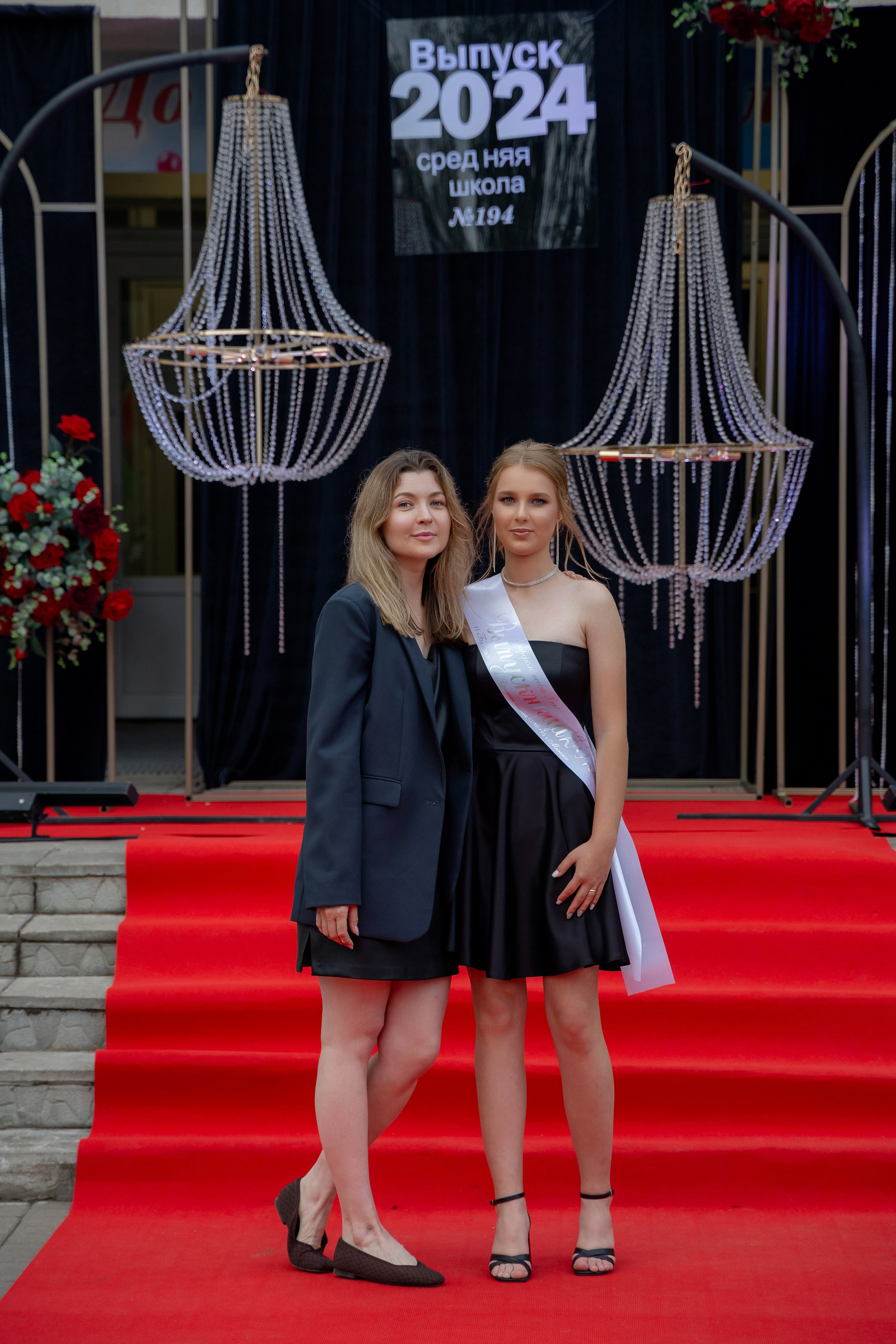 Школьный выпускной 2024 год в Соколе (Минск). Свадебный фотограф в Минске/Беларуси Сергей Спиридонов