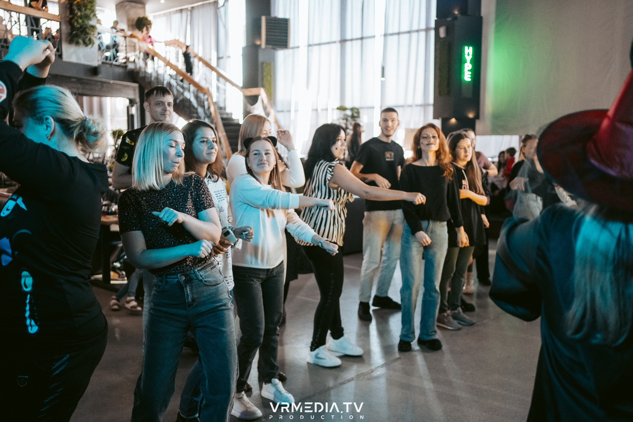 Baby time в баре «Друзья»