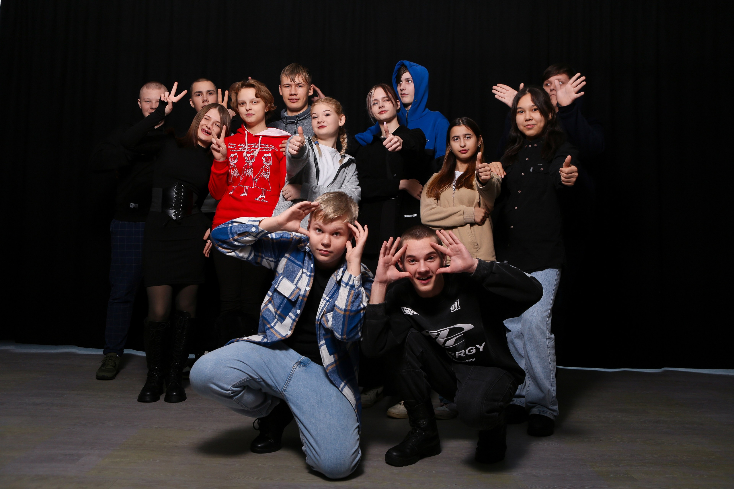 ШКОЛЬНАЯ ФОТОСЕССИЯ В СТУДИИ. ТВОЙ АЛЬБОМ / ТВОИ ПРАВИЛА