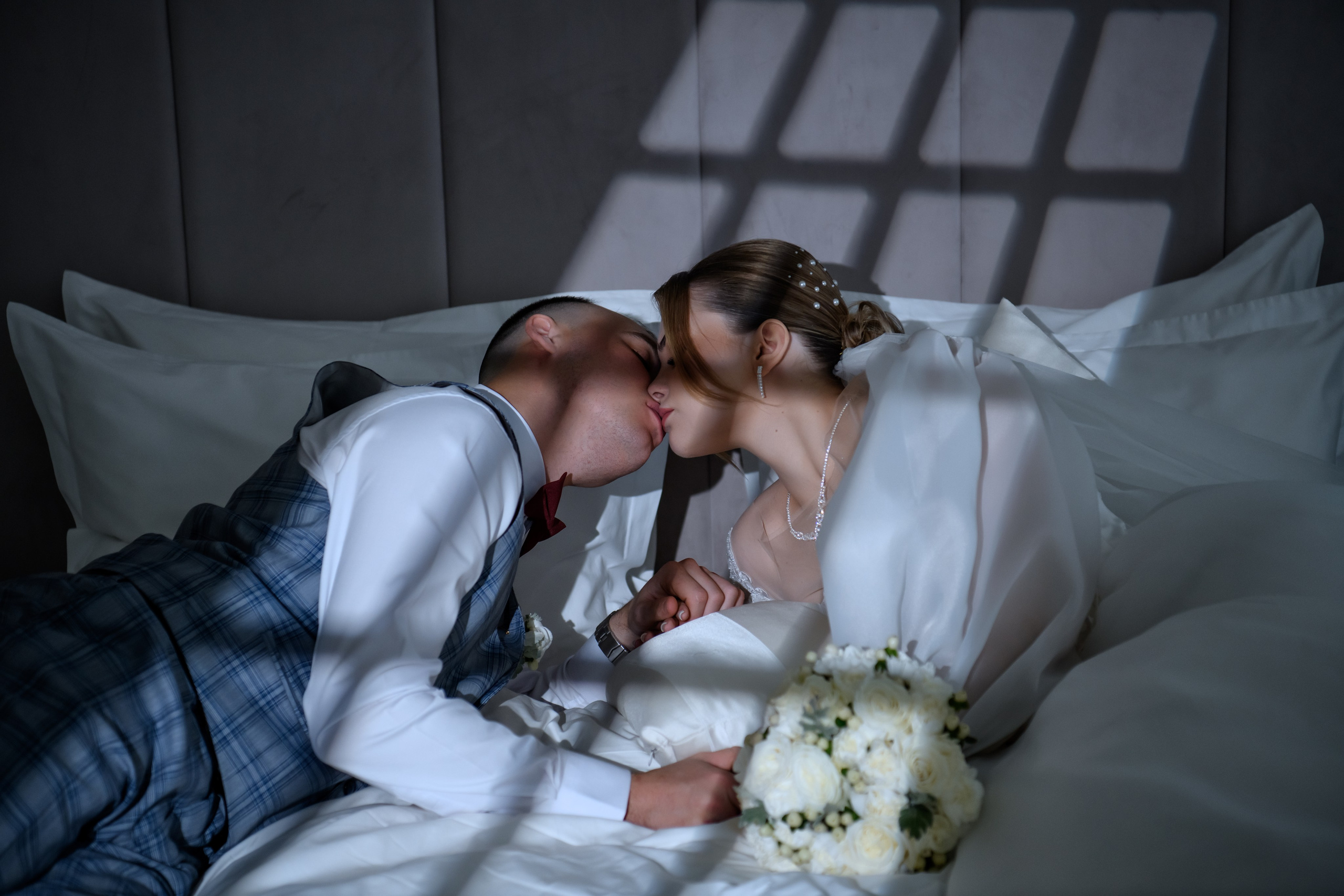 alt="Свадебный фотограф в Барнауле. Свадебный фотограф Анна Глухова"