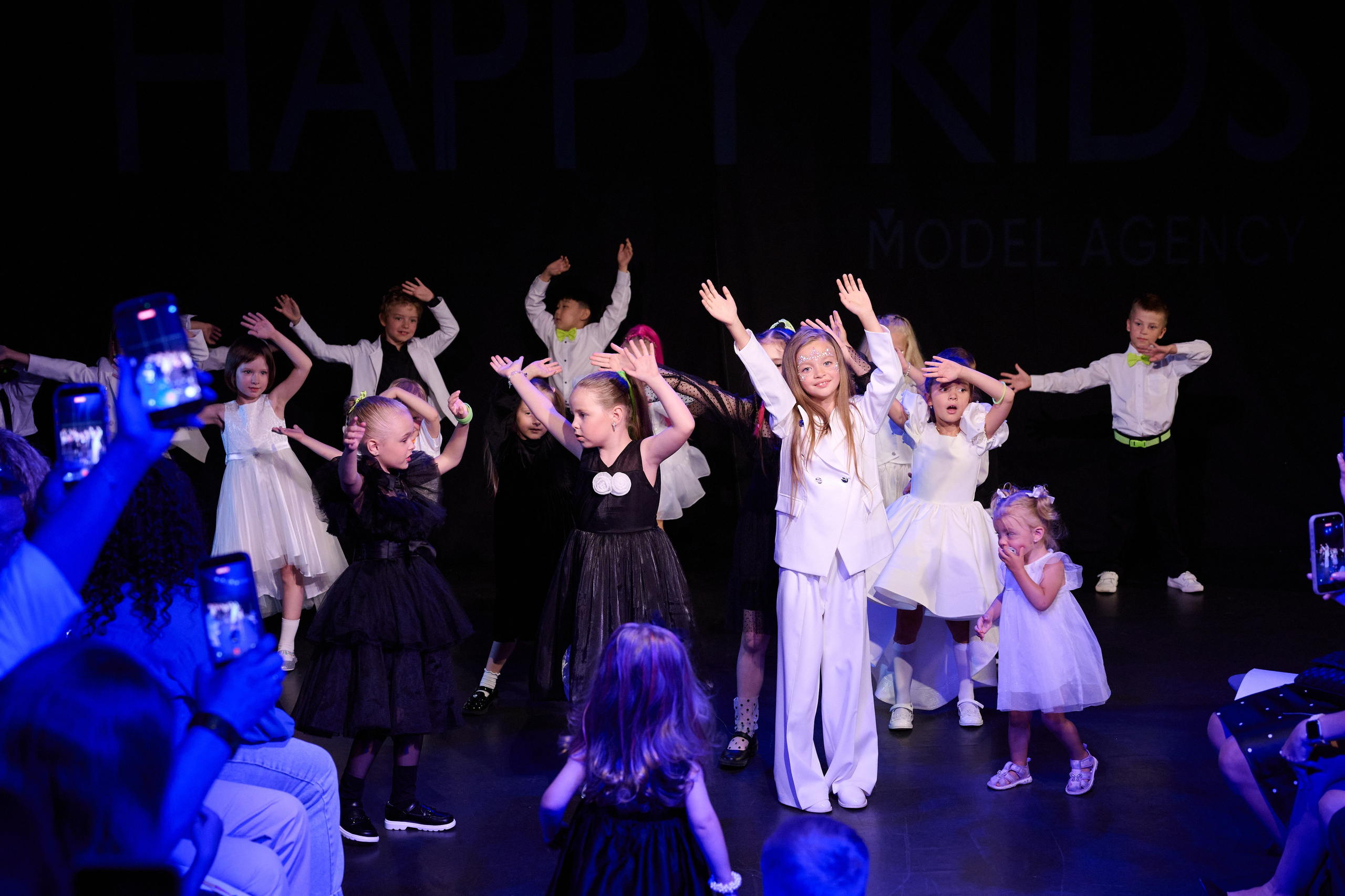 Выпускной модельной школы Happy Kids. Портретный фотограф Санкт-Петербург Владимир Веселов