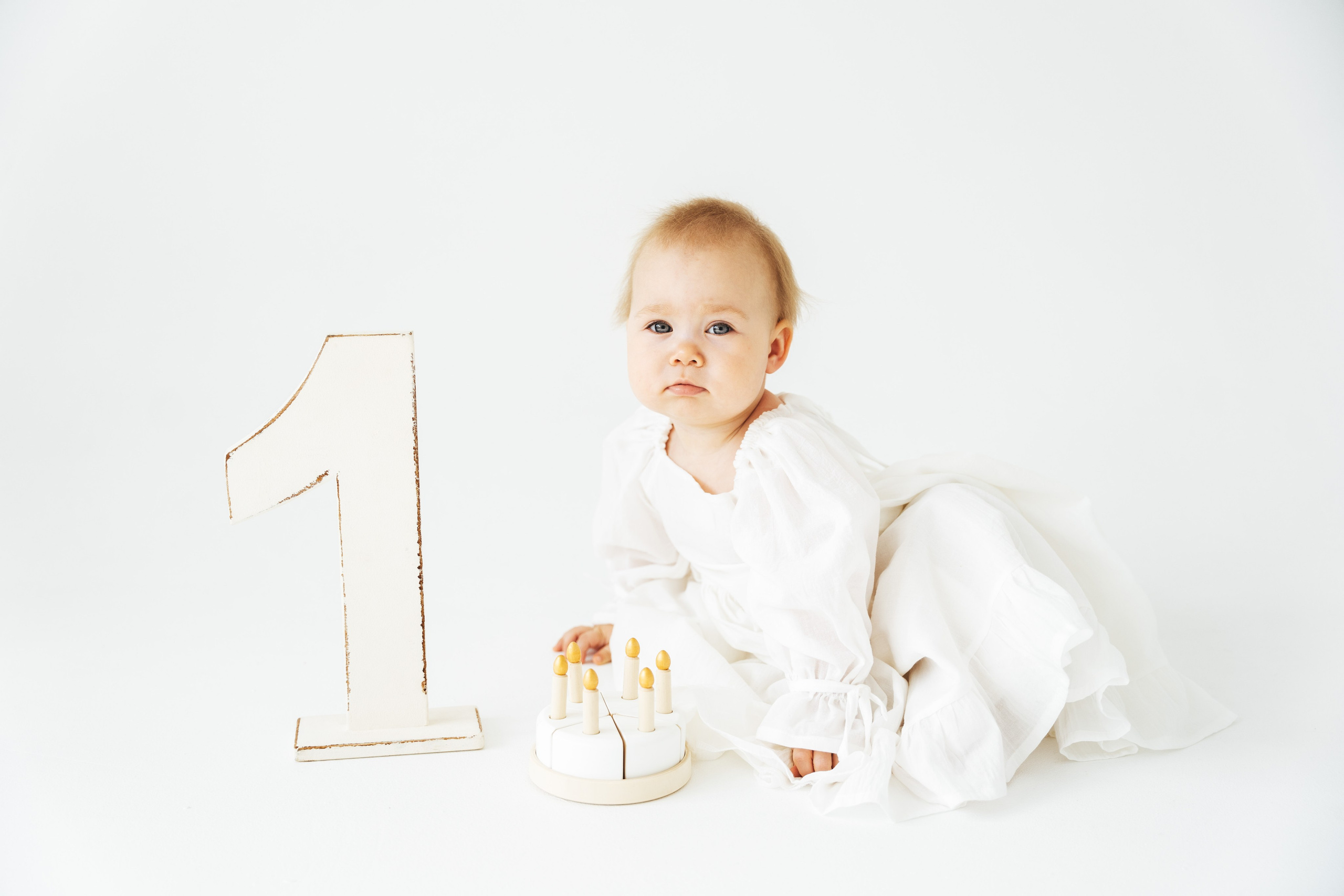 Варя, Таня, Дима. Главная