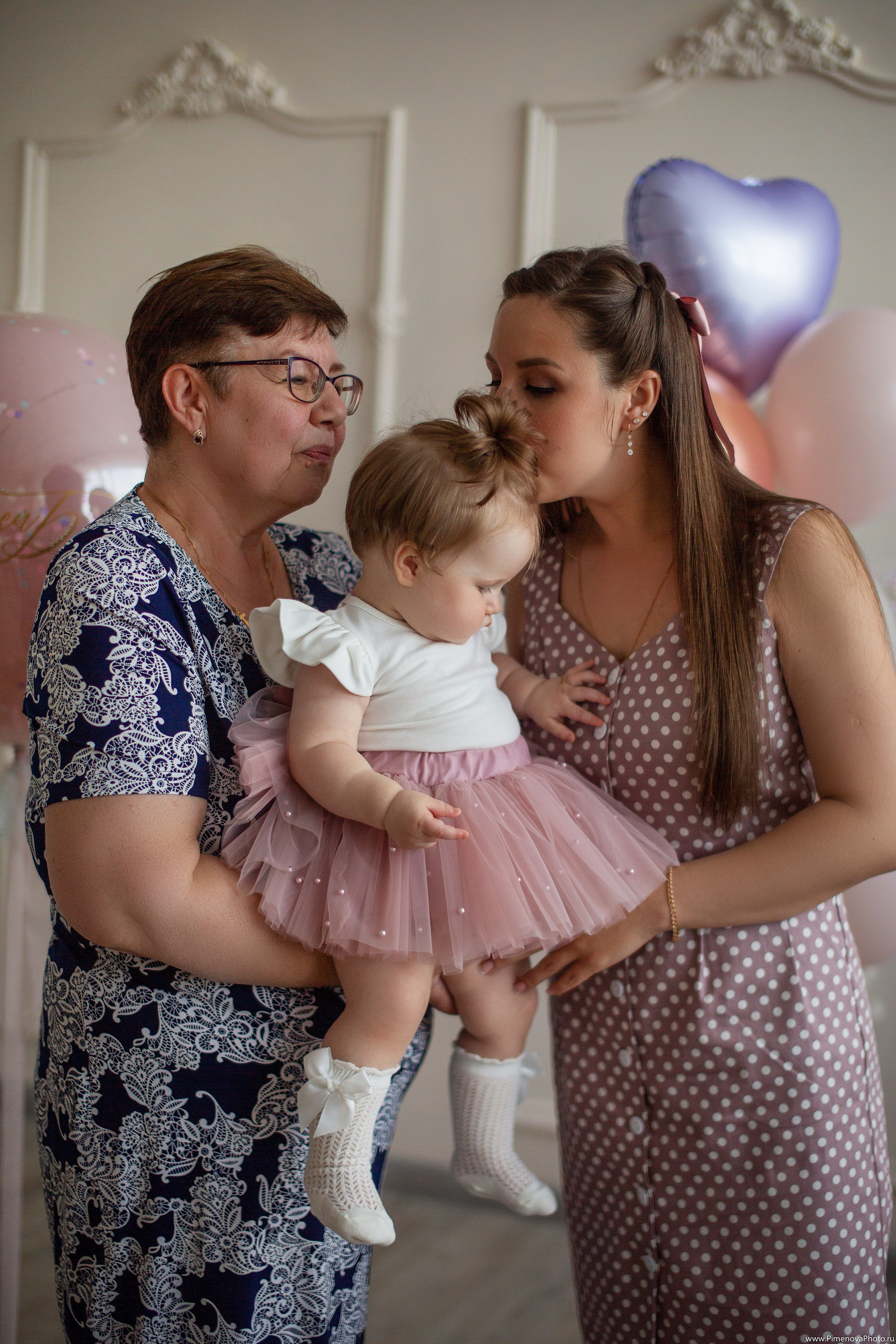 День Рождения Ксении, 1 год. Семейный и детский фотограф в Петрозаводске