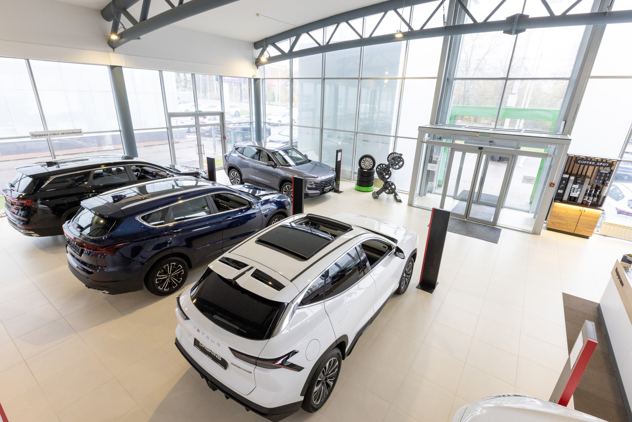 Автосалон Автоимпорт JETOUR. Фотограф в Туле Крупский АнДРей. Фотостудия «КАДР71» в Туле