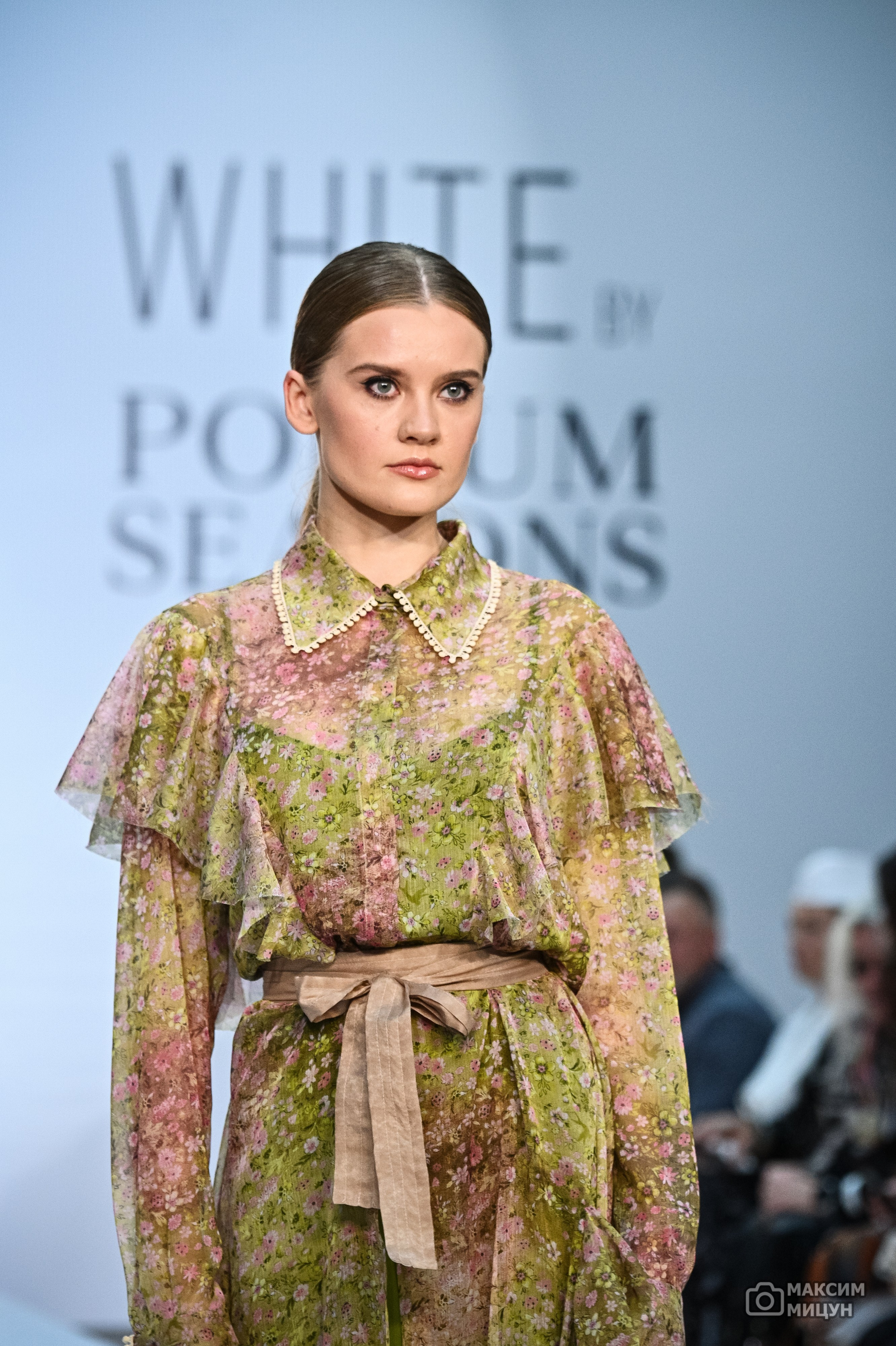 Модные показы. Фотограф Максим Мицун. Портрет, свадьба, репортаж, каталог