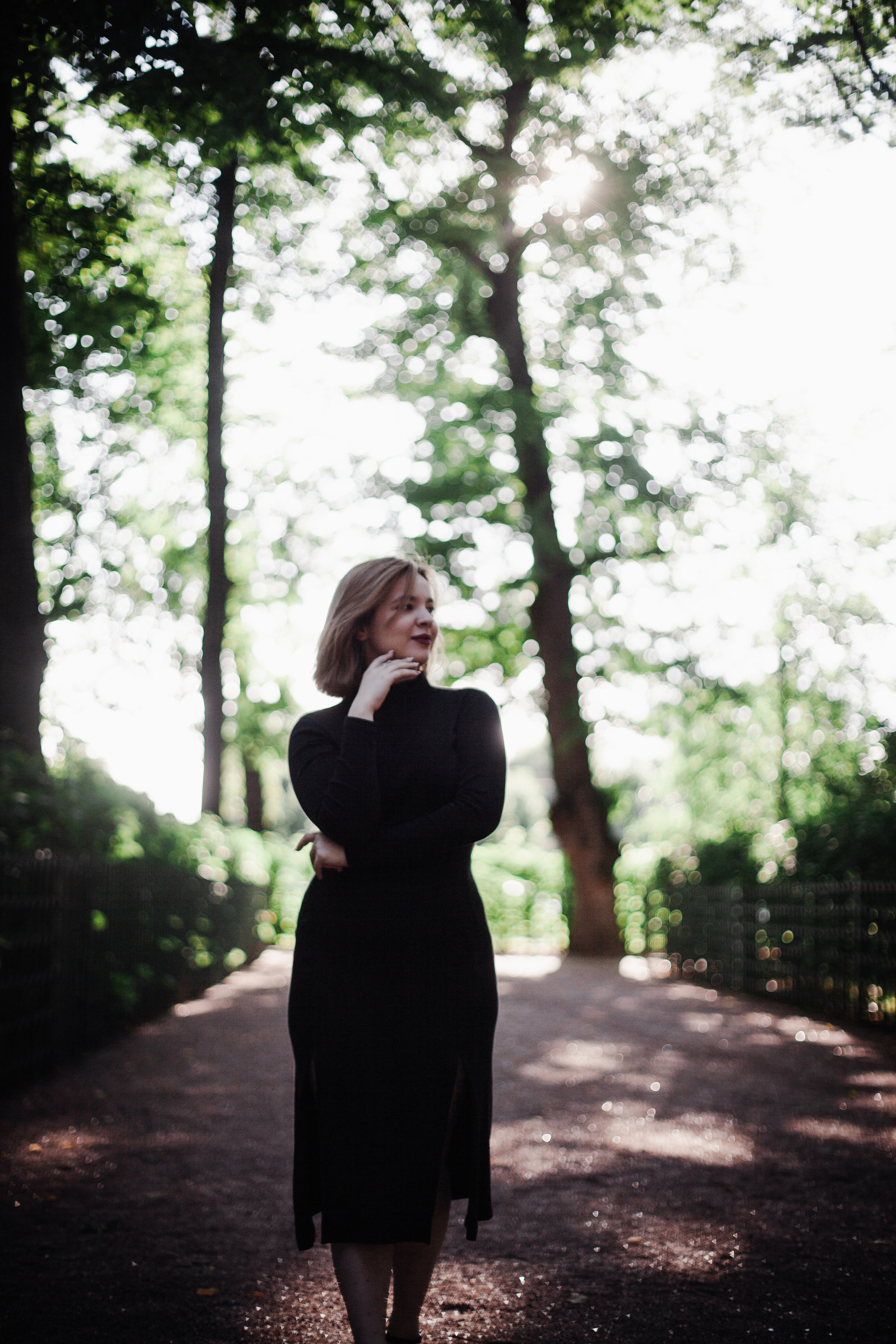 Summer Garden with Amina. Портретный фотограф в Санкт-Петербурге Алиса Гришина